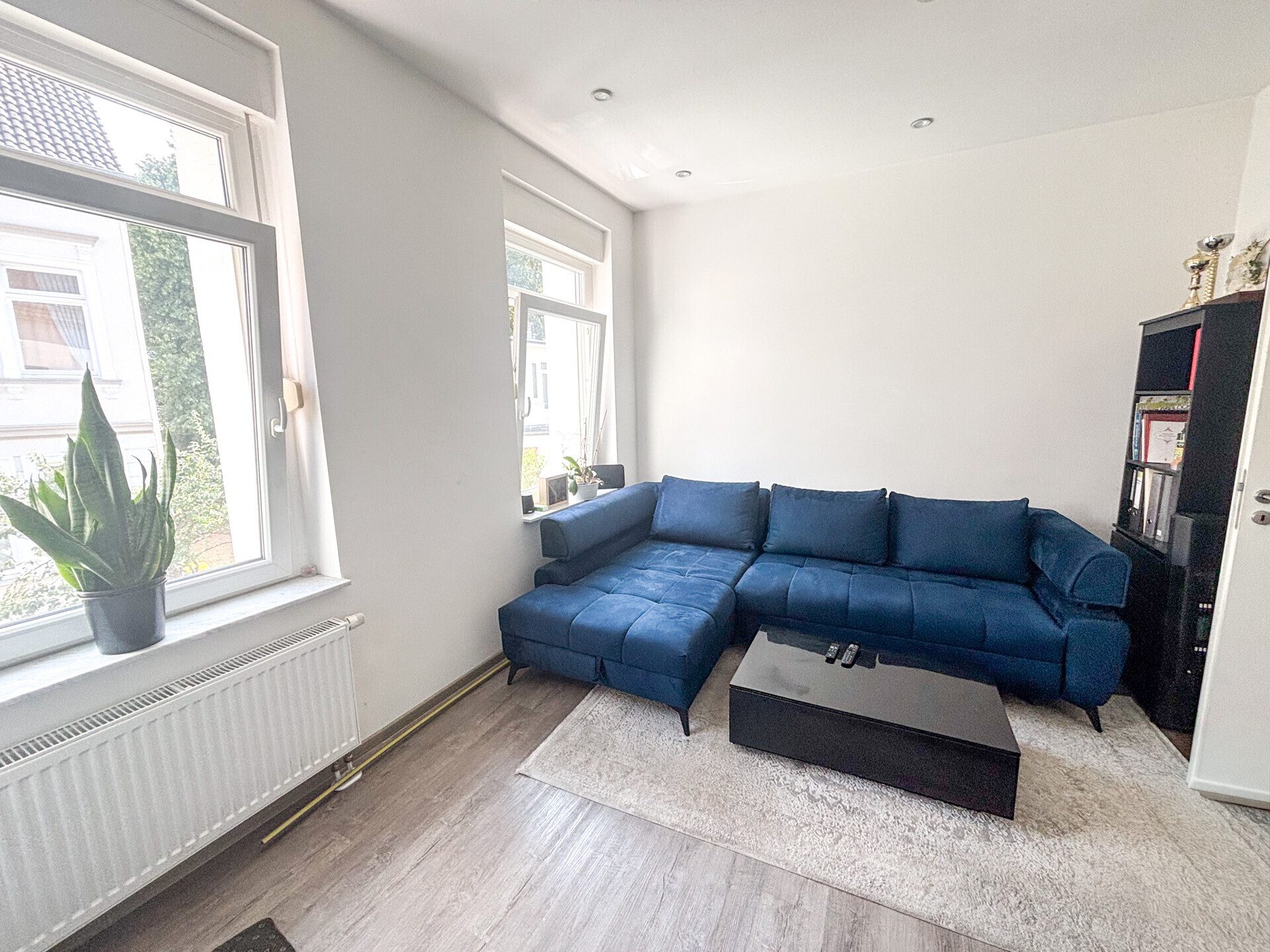 Immobilienangebot - Bad Honnef - Alle - Kapitalanlage in Bad Honnef: Mehrfamilienhaus mit vier Wohneinheiten und laufenden Mieteinnahmen