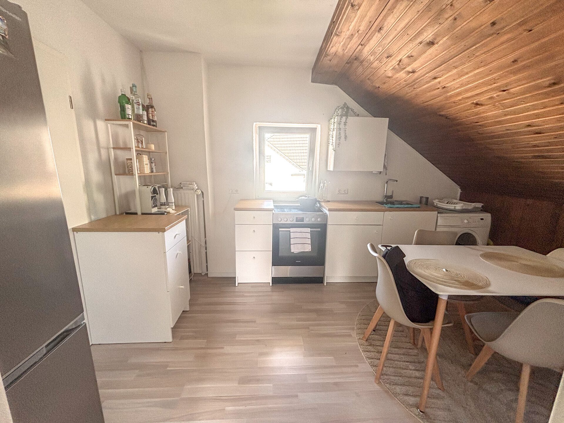 Immobilienangebot - Bad Honnef - Alle - Kapitalanlage in Bad Honnef: Mehrfamilienhaus mit vier Wohneinheiten und laufenden Mieteinnahmen