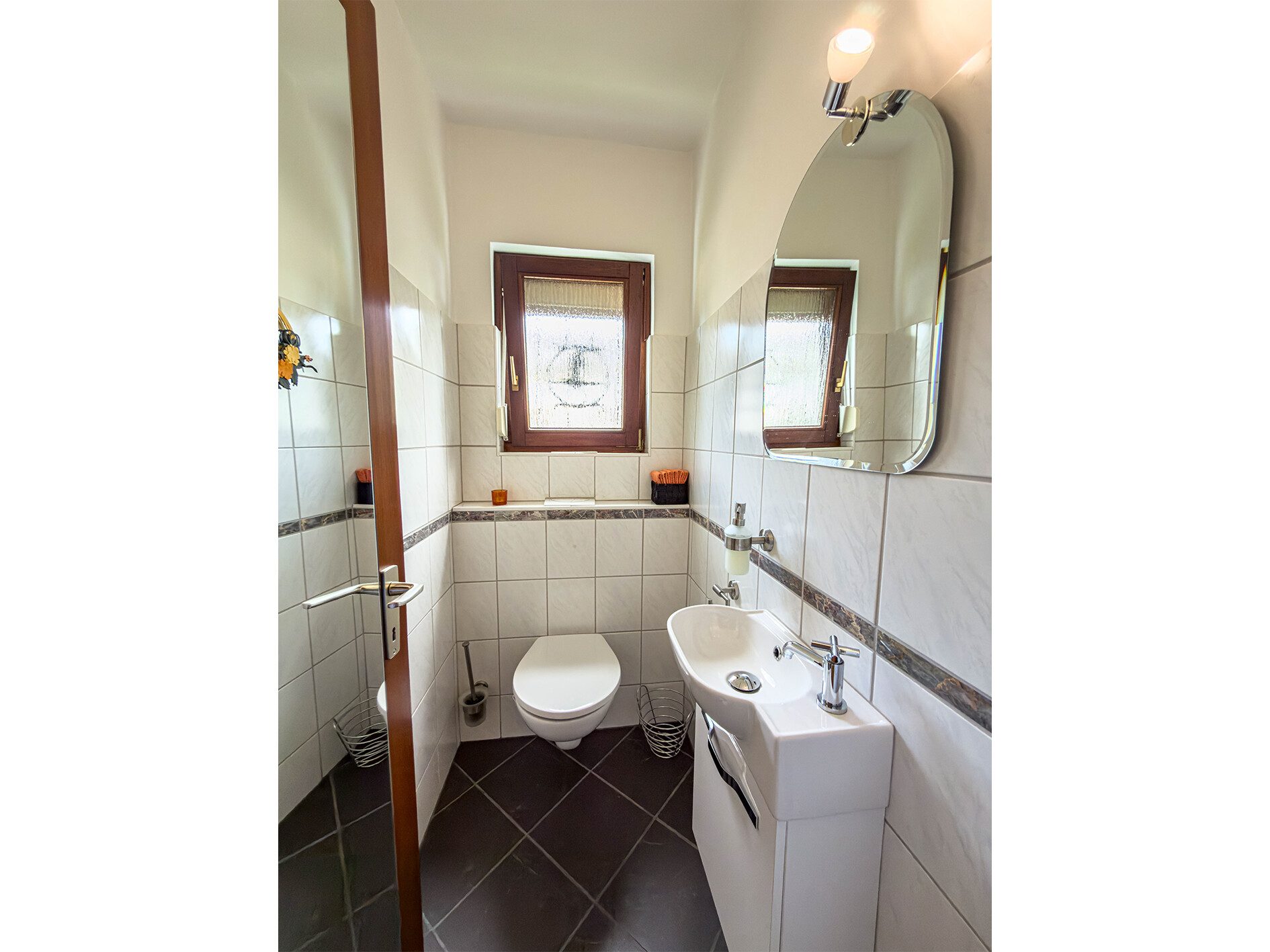 Immobilienangebot - Bremen - Alle - Familienfreundliches Reihenendhaus mit 4 Zimmern, Garten, Hobbyraum und Sonnenterrasse