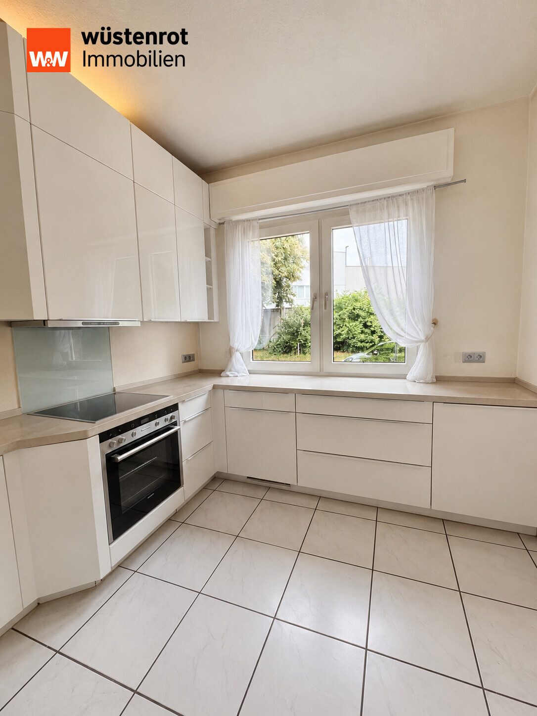 Immobilienangebot - Düsseldorf - Alle - Charmantes Ein- bis Zweifamilienhaus in Düsseldorf-Unterrath – Solides Zuhause mit viel Potenzial
