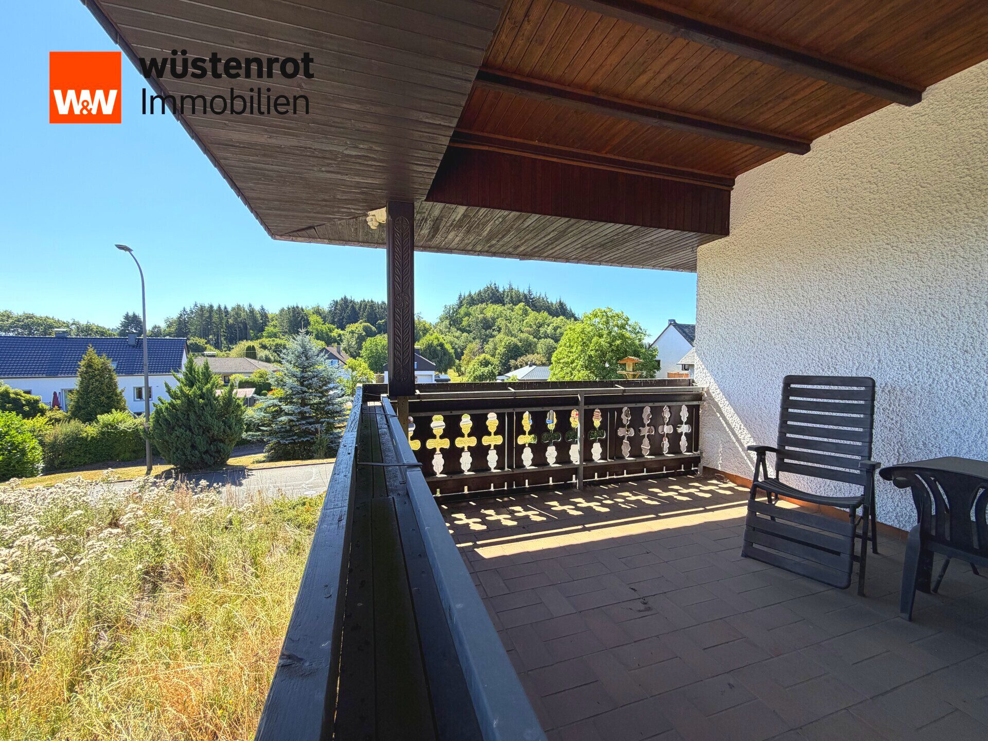 Immobilienangebot - Üdersdorf - Alle - Ruhiges Einfamilienhaus mit großem Grundstück und Kamin in Üdersdorf bei Daun