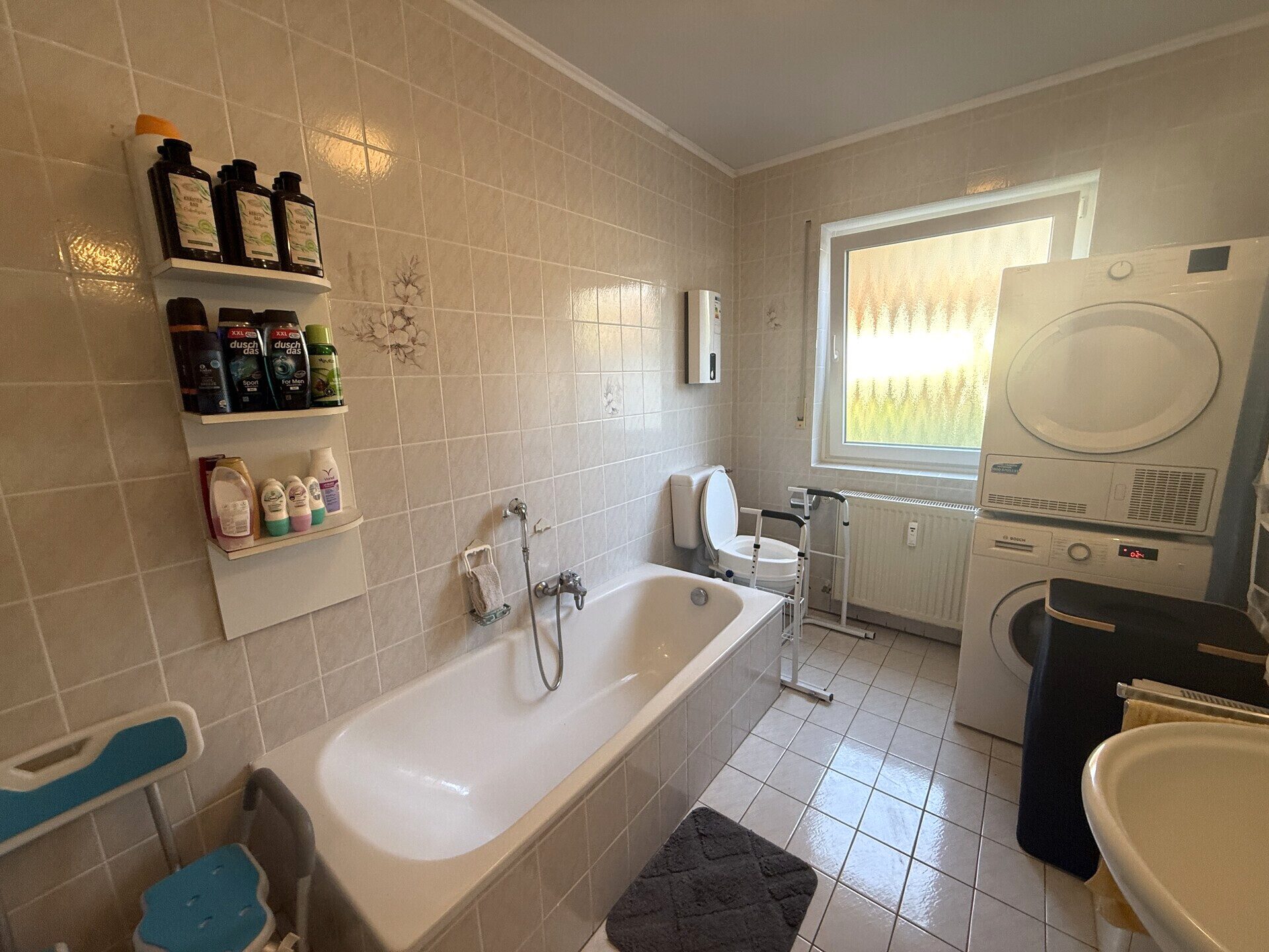 Immobilienangebot - Alzey - Alle - Gute Geldanlage mit sicherer Rendite - wunderbare Erdgeschoss Wohnung mit großem Garten und Garage