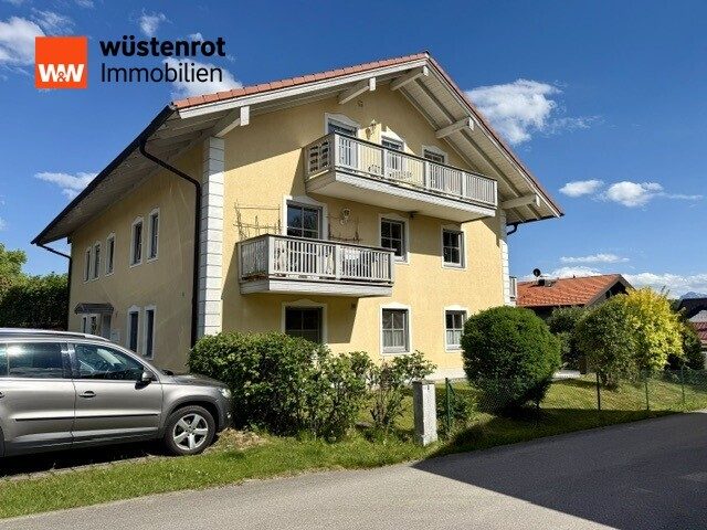 Immobilienangebot - Waging am See - Alle - Sonnige Dachgeschosswohnung mit 2 Balkonen und Weitblick in ruhiger Lage von Waging am See!