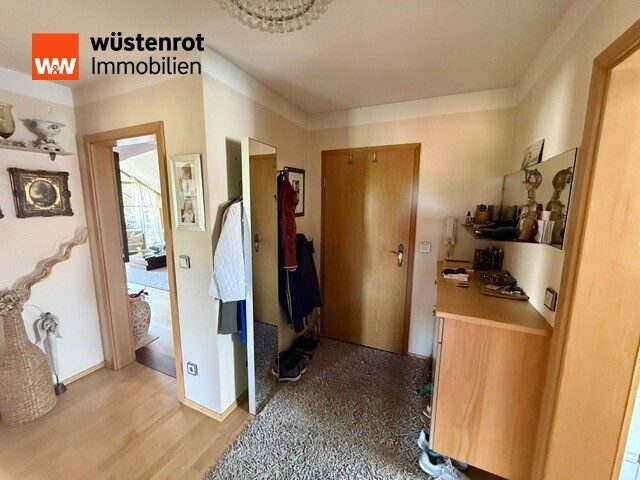 Immobilienangebot - Waging am See - Alle - Sonnige Dachgeschosswohnung mit 2 Balkonen und Weitblick in ruhiger Lage von Waging am See!
