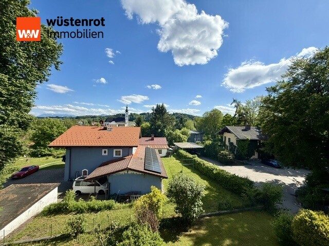 Immobilienangebot - Waging am See - Alle - Sonnige Dachgeschosswohnung mit 2 Balkonen und Weitblick in ruhiger Lage von Waging am See!