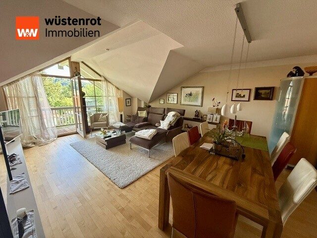 Immobilienangebot - Waging am See - Alle - Sonnige Dachgeschosswohnung mit 2 Balkonen und Weitblick in ruhiger Lage von Waging am See!