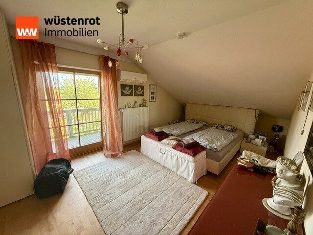 Immobilienangebot - Waging am See - Alle - Sonnige Dachgeschosswohnung mit 2 Balkonen und Weitblick in ruhiger Lage von Waging am See!