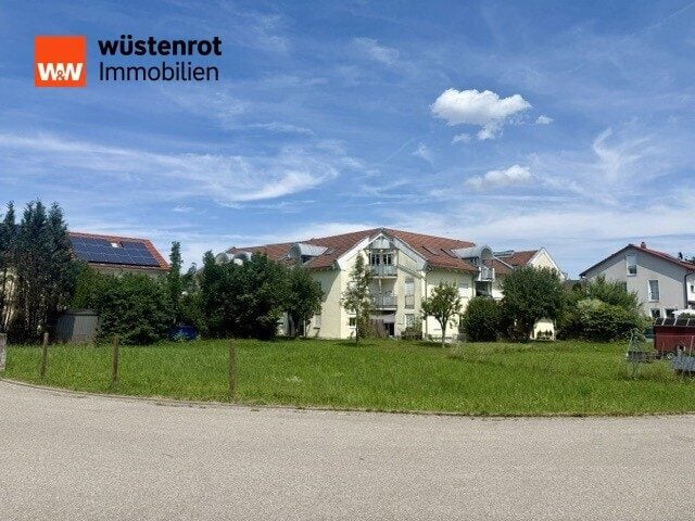 Immobilienangebot - Kolbermoor - Alle - Gepflegte 2-Zi.-Wohnung in Kolbermoor: Großer Garten (Sondernutzung), EBK & Tiefgarage – Solide vermietet!