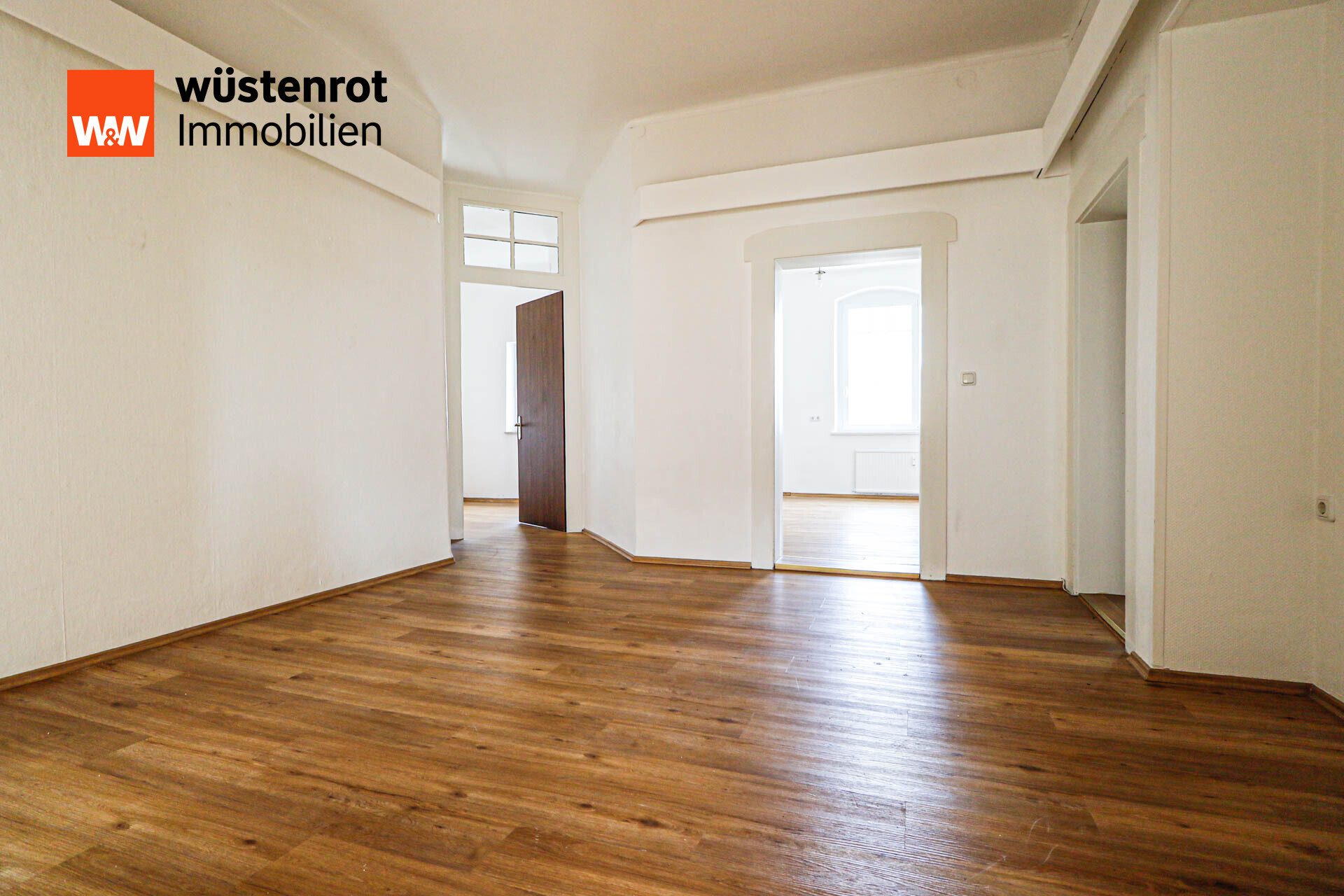 Immobilienangebot - Selb - Alle - Großzügig Wohnen in einer Stadtvilla im City Center von Selb.