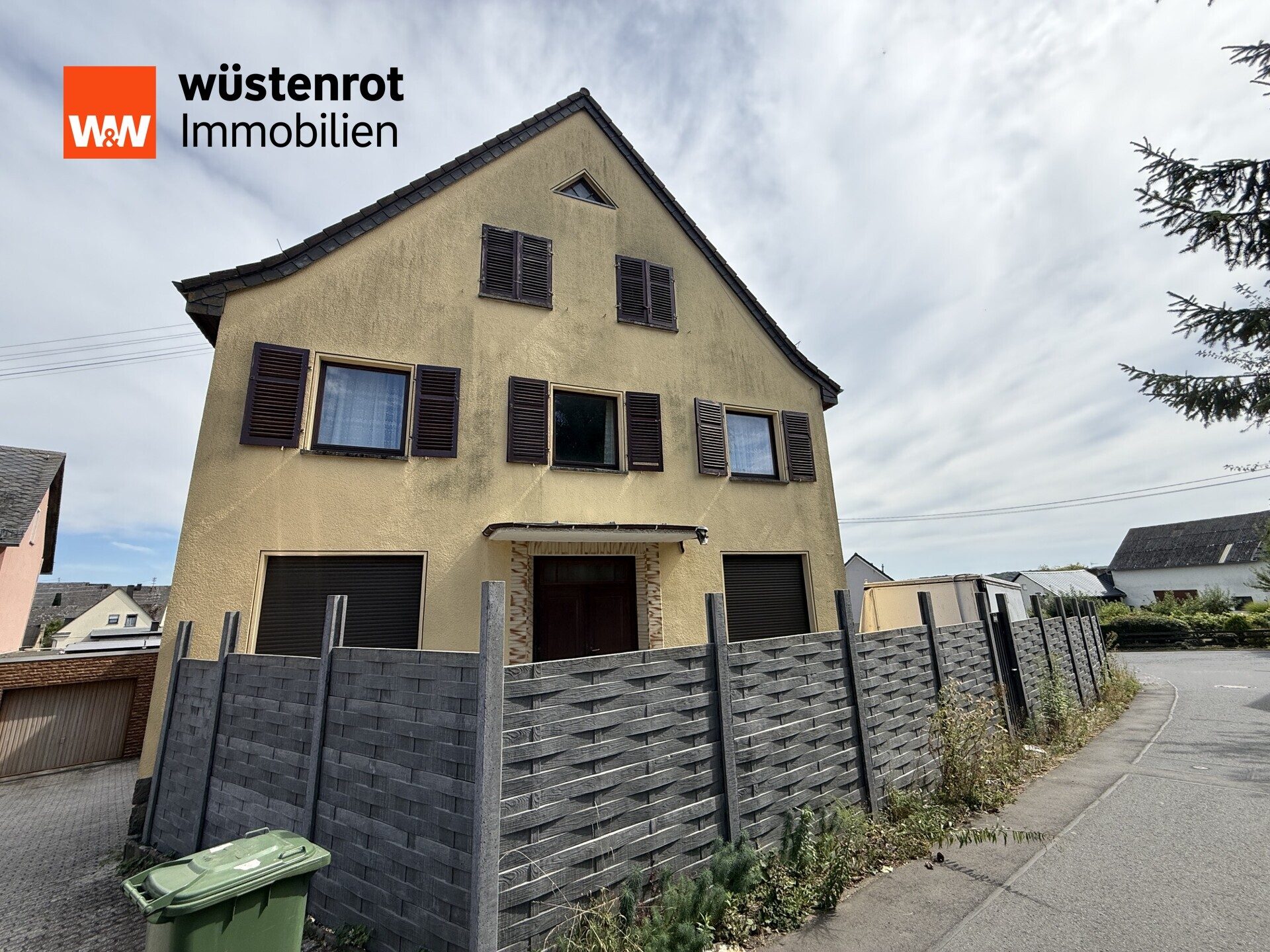 Immobilienangebot - Meinborn - Alle - Haus-in-Haus / Eigentumswohnung mit Hauscharakter sucht Eigentümer mit handwerklichem Geschick!