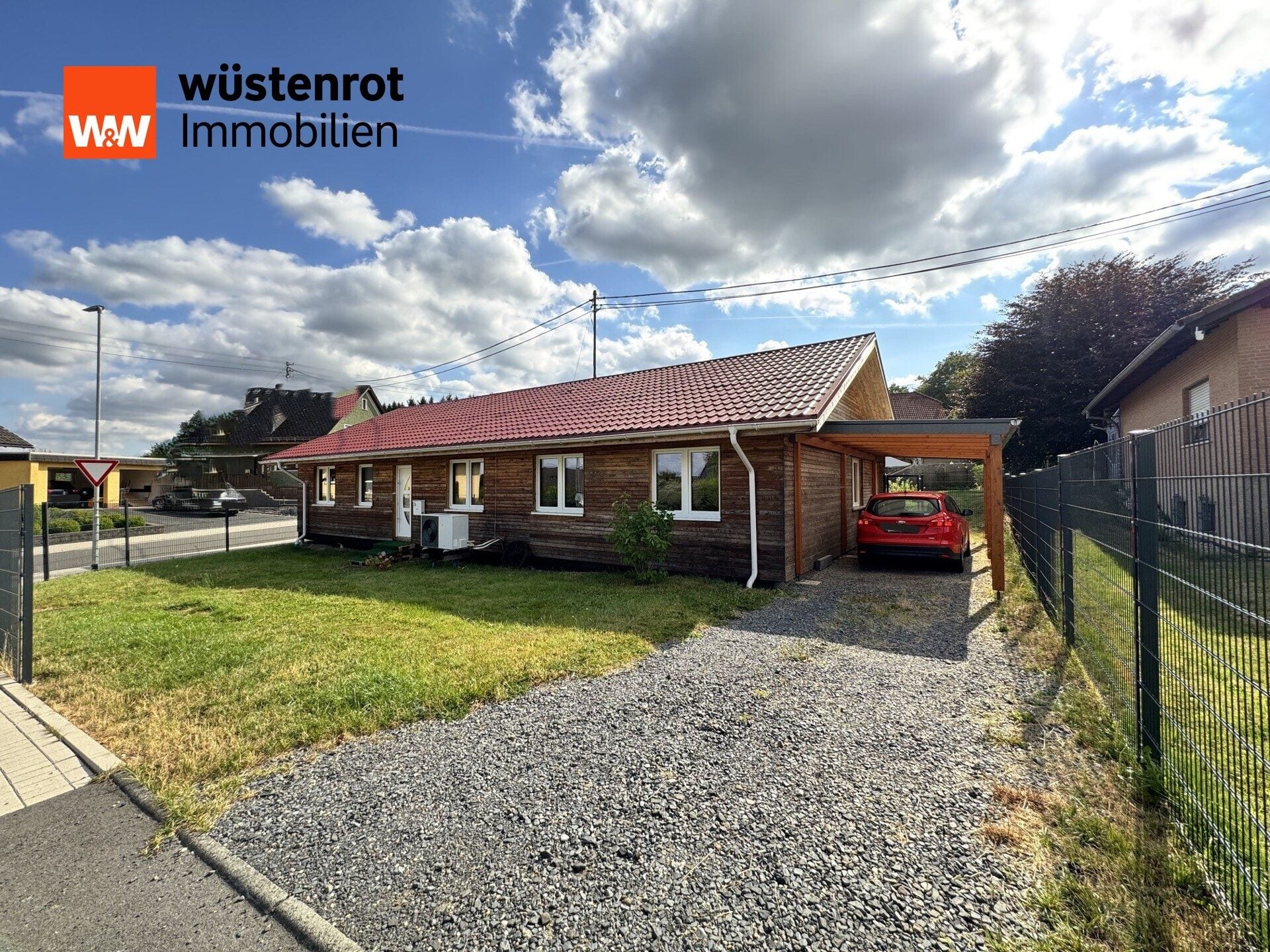 Immobilienangebot - Rotenhain - Alle - "Ankommen, wohlfühlen, bleiben - Familien(t)raum auf einer Ebene im gemütlichen Bungalow"