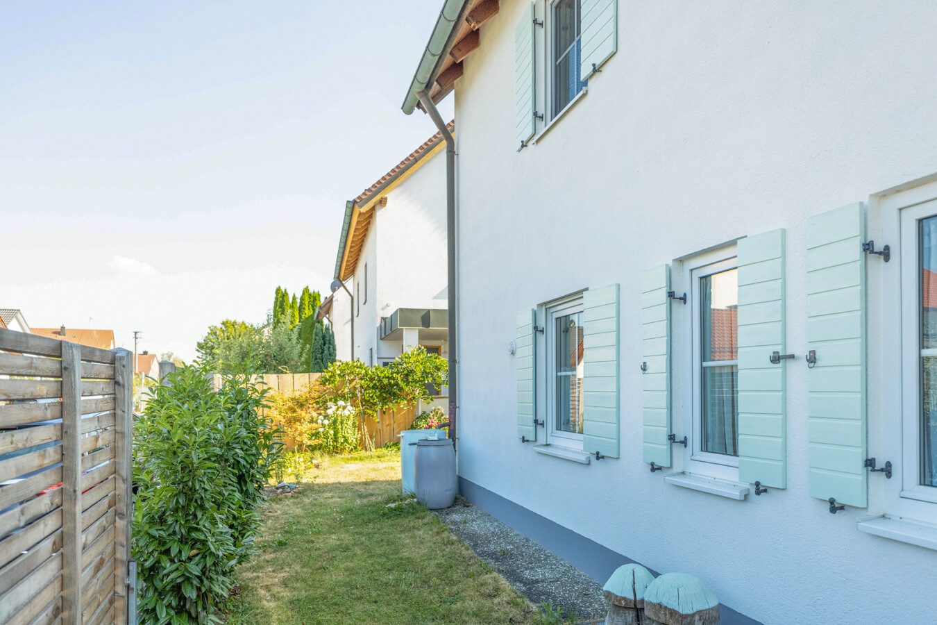 Immobilienangebot - Krumbach - Alle - Großzügiges Einfamilienhaus mit 5 Zimmern und Südterrasse