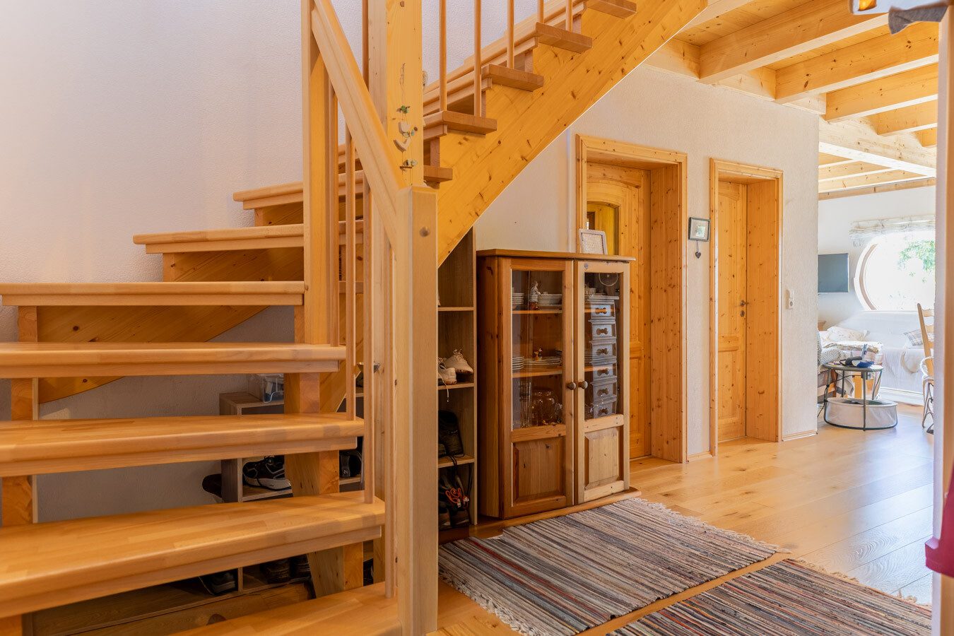 Immobilienangebot - Waltenhausen / Weiler - Alle - Natürlich wohnen, idyllisch leben – nachhaltiges Familienhaus in ruhiger Ortsrandlage