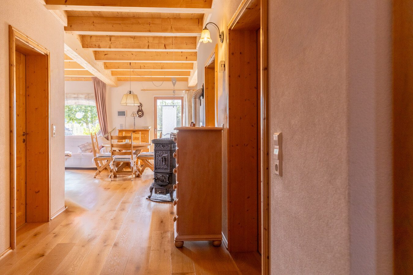 Immobilienangebot - Waltenhausen / Weiler - Alle - Natürlich wohnen, idyllisch leben – nachhaltiges Familienhaus in ruhiger Ortsrandlage