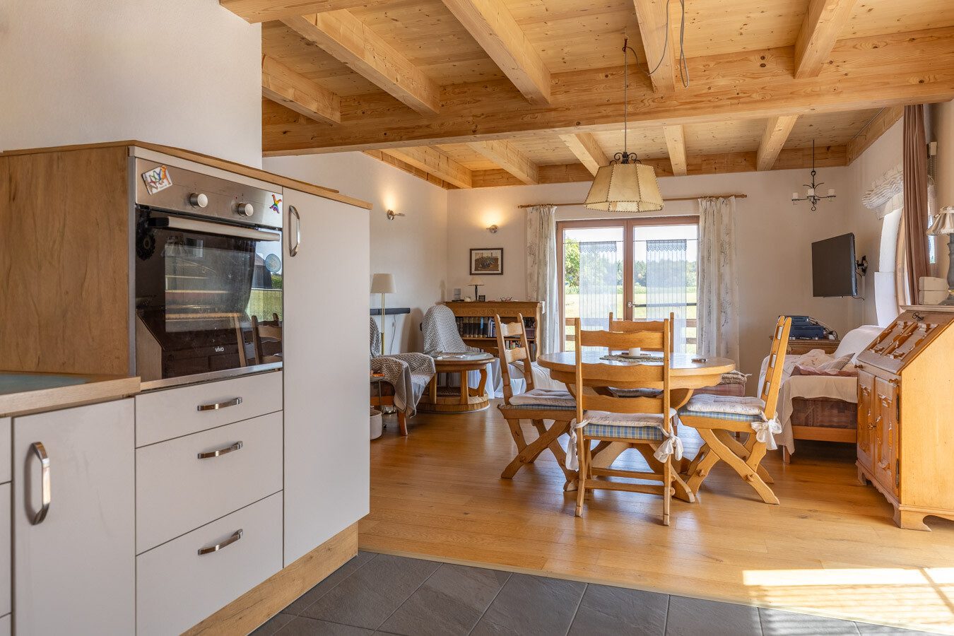 Immobilienangebot - Waltenhausen / Weiler - Alle - Natürlich wohnen, idyllisch leben – nachhaltiges Familienhaus in ruhiger Ortsrandlage