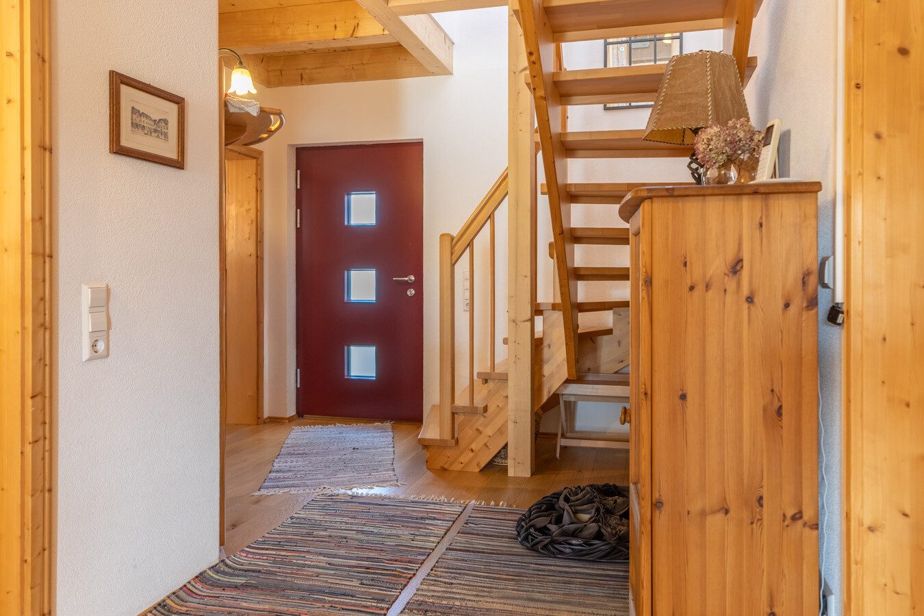 Immobilienangebot - Waltenhausen / Weiler - Alle - Natürlich wohnen, idyllisch leben – nachhaltiges Familienhaus in ruhiger Ortsrandlage