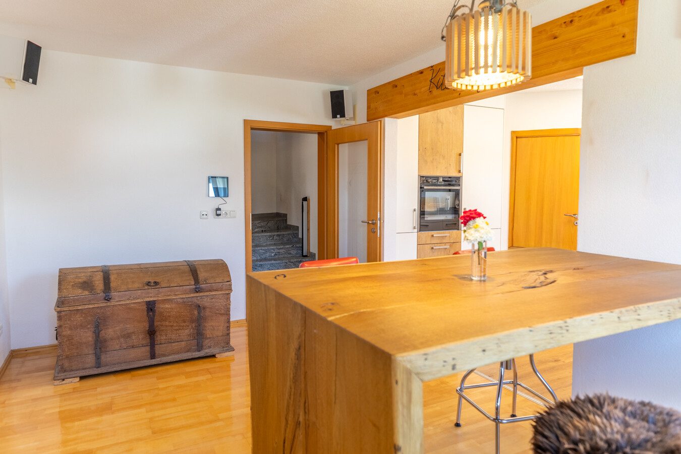 Immobilienangebot - Waltenhausen / Weiler - Alle - Familienparadies in ruhiger Lage - Ideal für Familien, Generationenwohnen oder Arbeiten von Zuhause