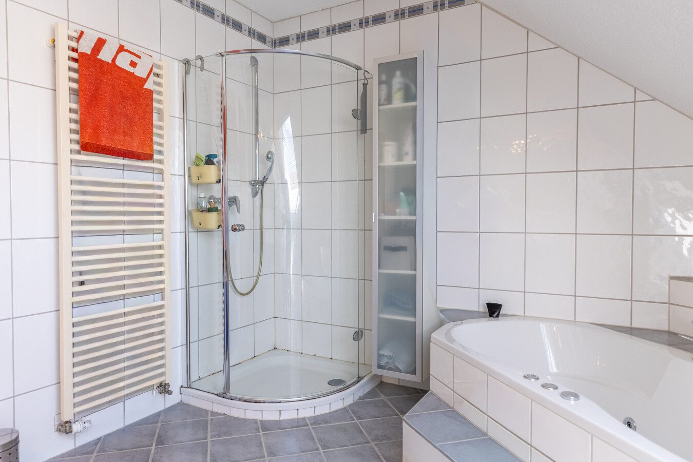Immobilienangebot - Waltenhausen / Weiler - Alle - Familienparadies in ruhiger Lage - Ideal für Familien, Generationenwohnen oder Arbeiten von Zuhause