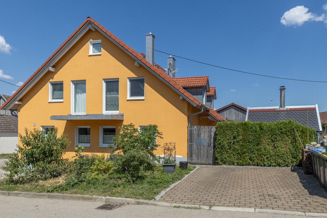 Immobilienangebot - Waltenhausen / Weiler - Alle - Familienparadies in ruhiger Lage - Ideal für Familien, Generationenwohnen oder Arbeiten von Zuhause