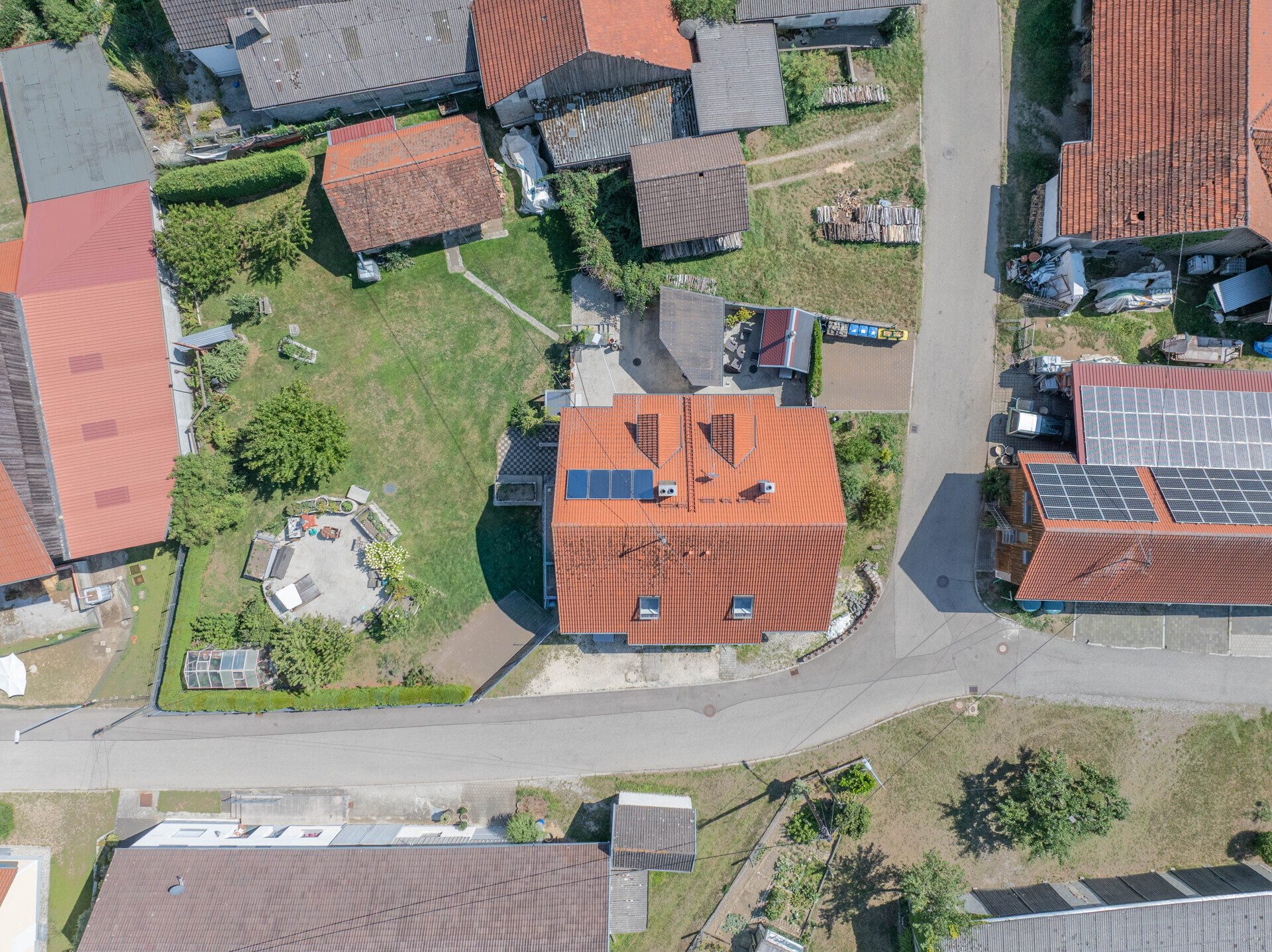 Immobilienangebot - Waltenhausen / Weiler - Alle - Familienparadies in ruhiger Lage - Ideal für Familien, Generationenwohnen oder Arbeiten von Zuhause