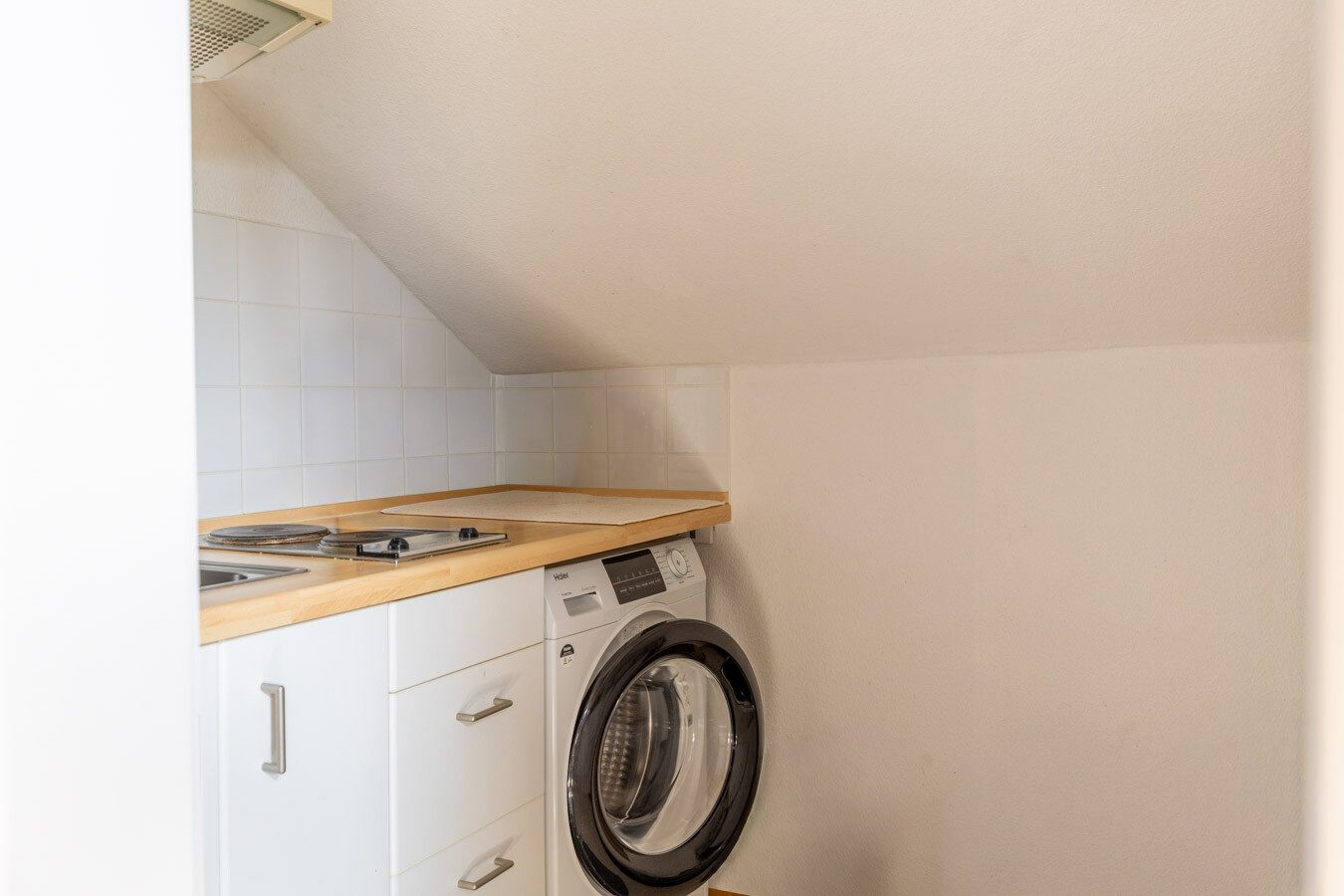 Immobilienangebot - Oberhaching - Alle - Gepflegtes 5-Familienhaus auf großzügigem Grundstück