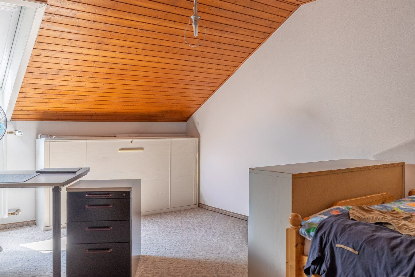 Immobilienangebot - Oberhaching - Alle - Gepflegtes 5-Familienhaus auf großzügigem Grundstück