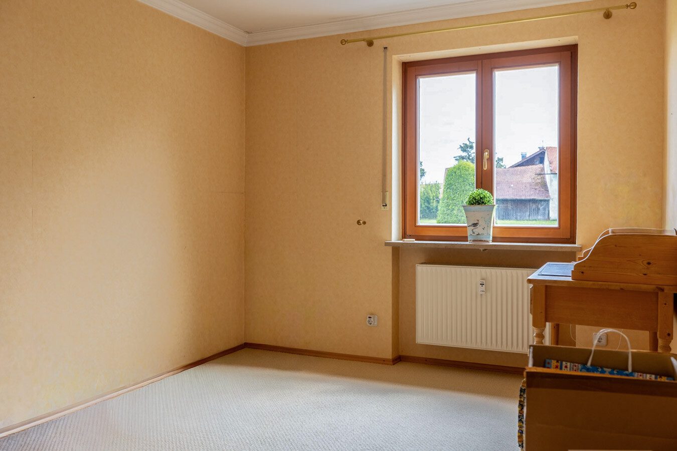 Immobilienangebot - Oberhaching - Alle - Gepflegtes 5-Familienhaus auf großzügigem Grundstück