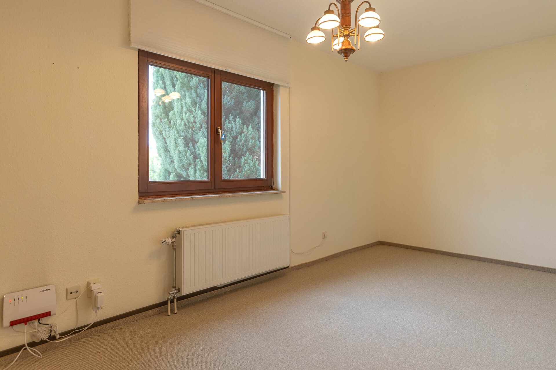 Immobilienangebot - Krumbach (Schwaben) - Alle - 133 m² Wohnkomfort: Einfamilienhaus mit Keller, Doppel-Carport und sonnigem Garten