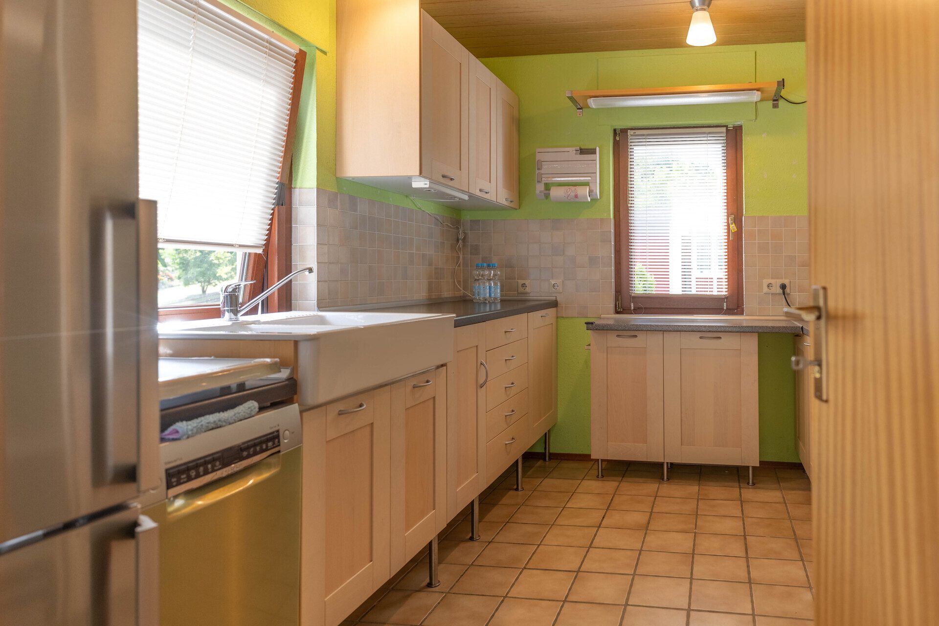 Immobilienangebot - Krumbach (Schwaben) - Alle - 133 m² Wohnkomfort: Einfamilienhaus mit Keller, Doppel-Carport und sonnigem Garten