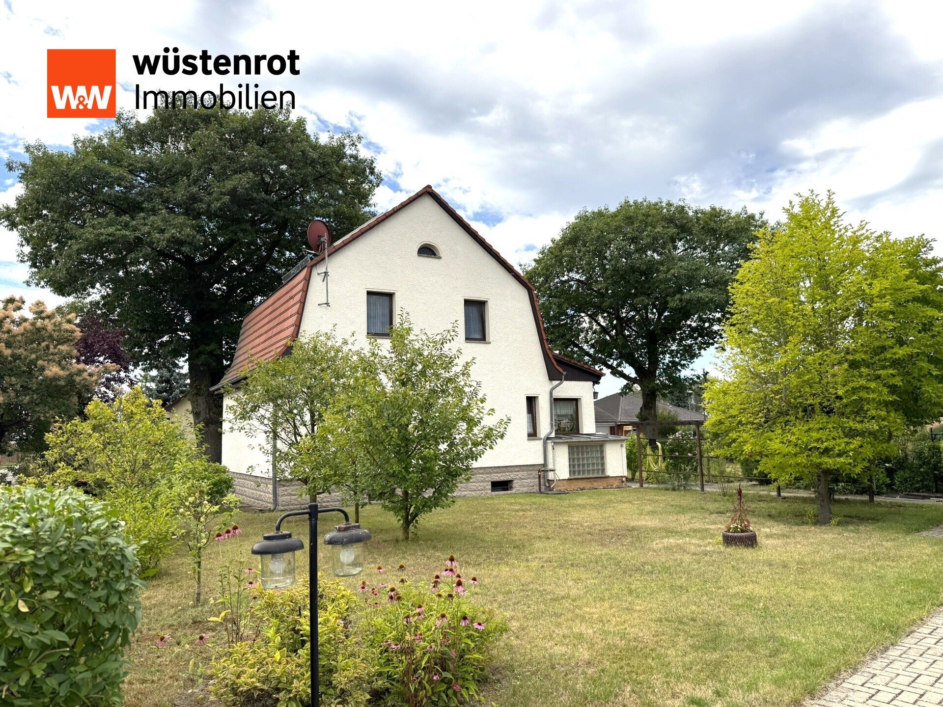 Immobilienangebot - Fredersdorf - Alle - Einfamilienhaus in Fredersdorf in ruhigem Wohngebiet mit großem Garten