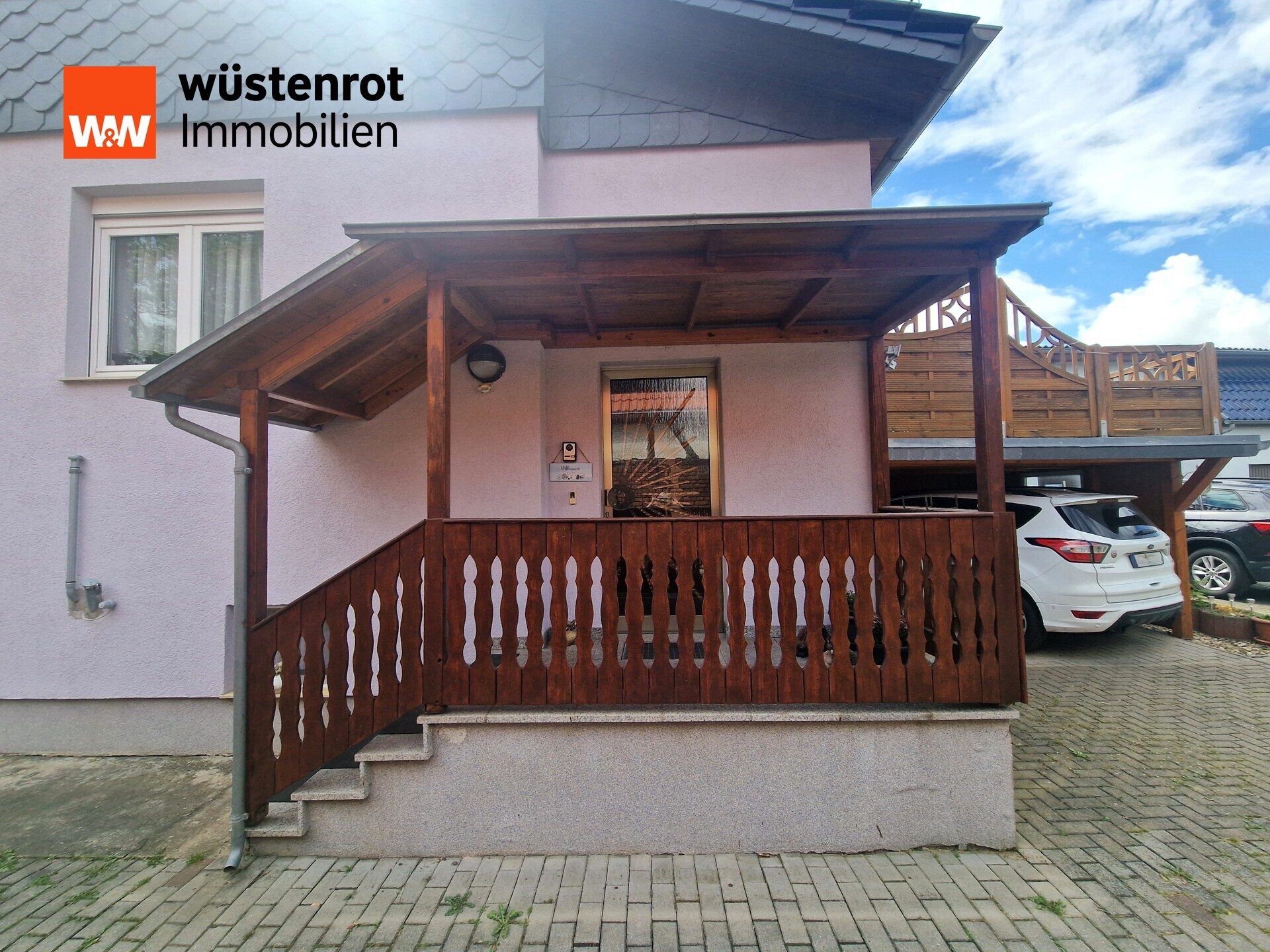 Immobilienangebot - Lützen - Alle - Großgörschen- Charmantes Wohndomizil, 2 Garagen, viel Platz für Zwei- und Vierbeiner