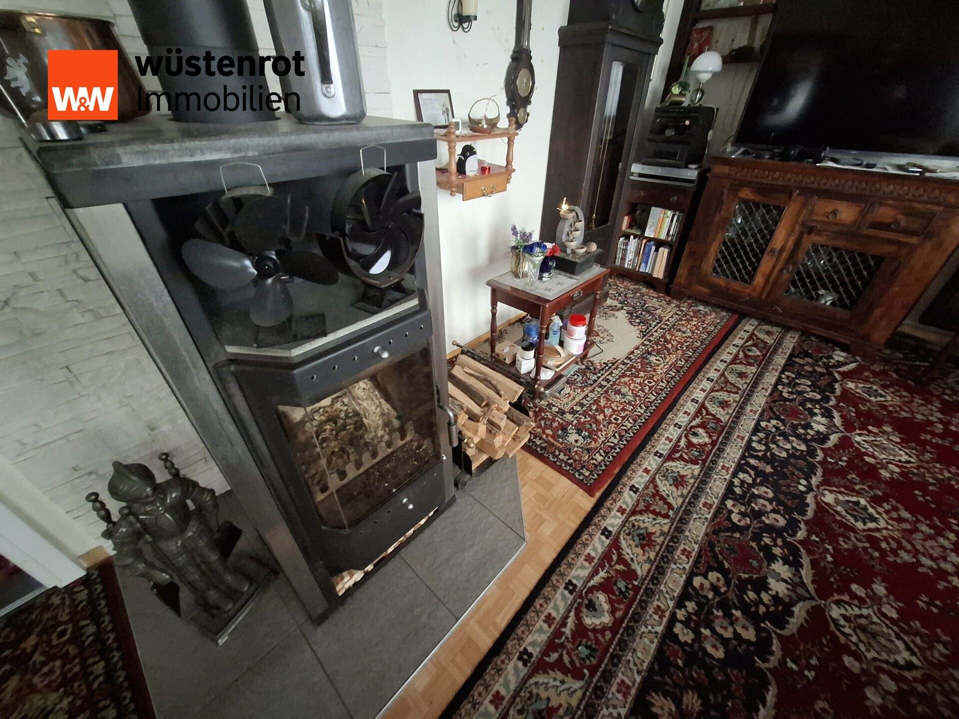 Immobilienangebot - Ludwigsfelde - Alle - Besonderes Einfamilienhaus mit Traumgarten inklusive Außenpool in exklusiver Wohnlage zu verkaufen !
