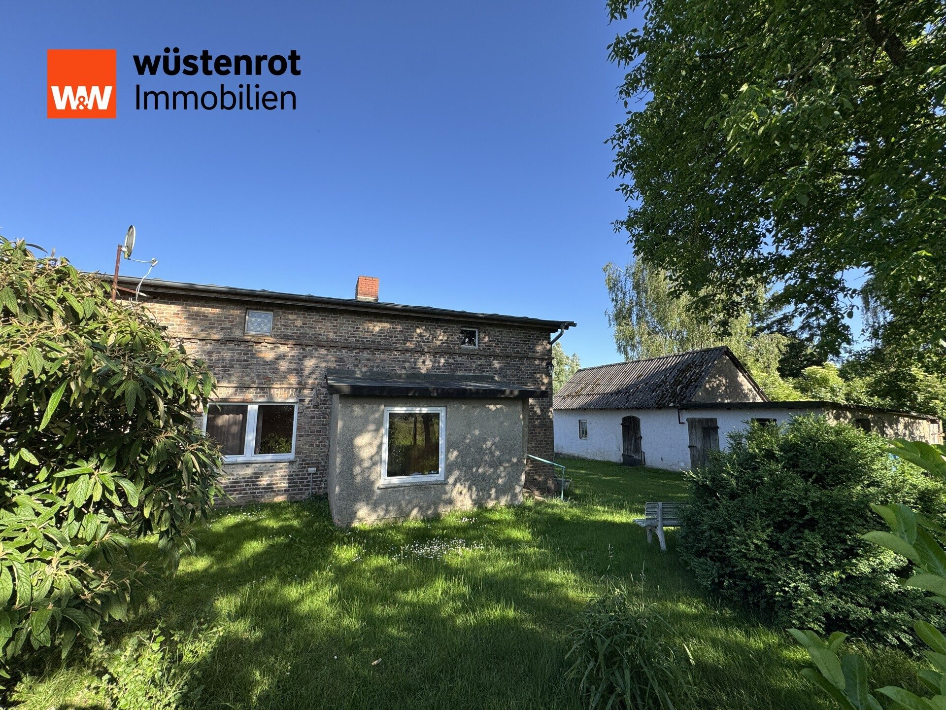 Immobilienangebot - Behrenhoff / Müssow - Alle - Viel Platz für Ihre Zukunft – Landhaus mit großem Selbstversorgergrundstück und Ausbaupotenzial