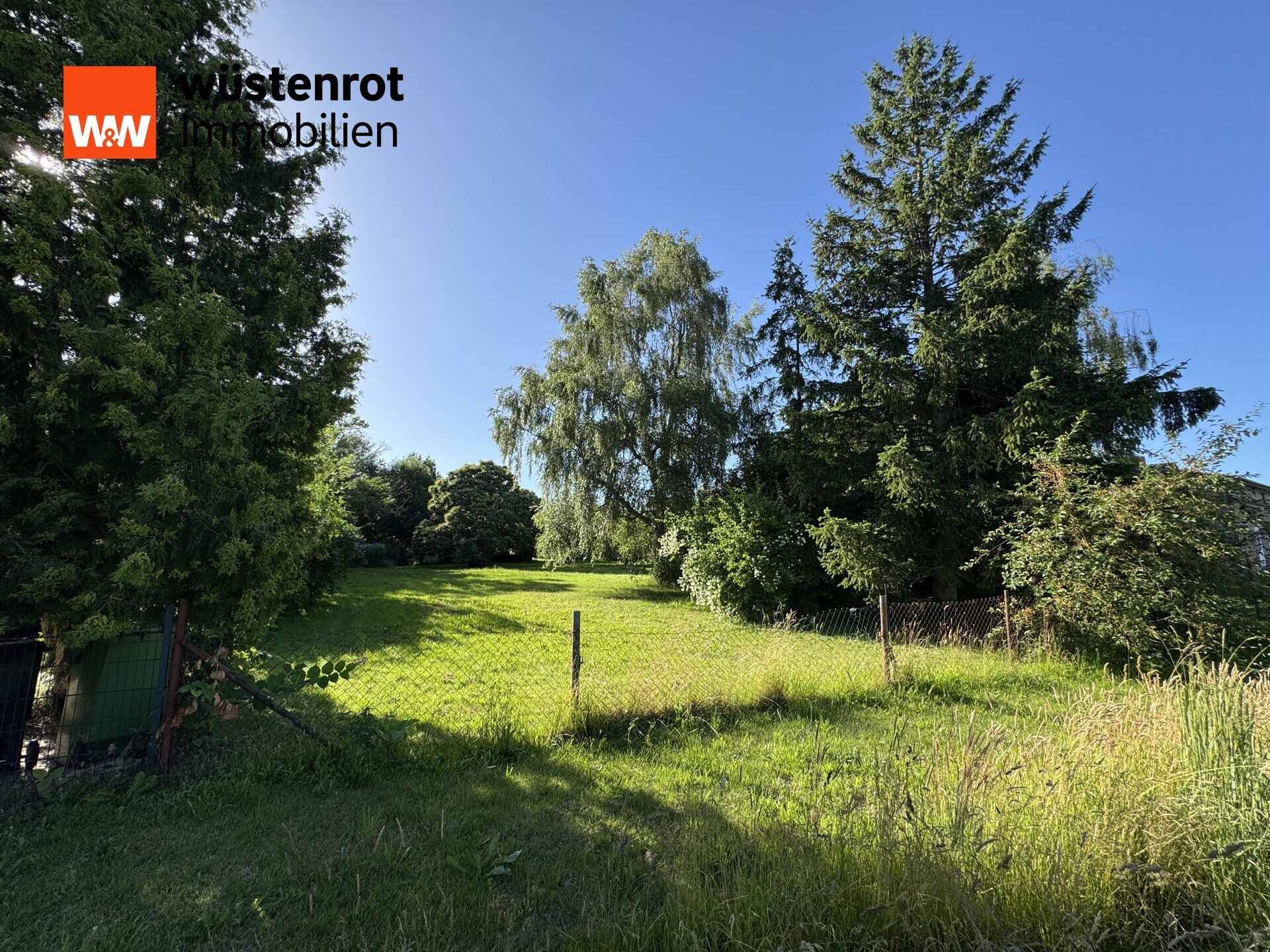 Immobilienangebot - Behrenhoff / Müssow - Alle - Viel Platz für Ihre Zukunft – Landhaus mit großem Selbstversorgergrundstück und Ausbaupotenzial