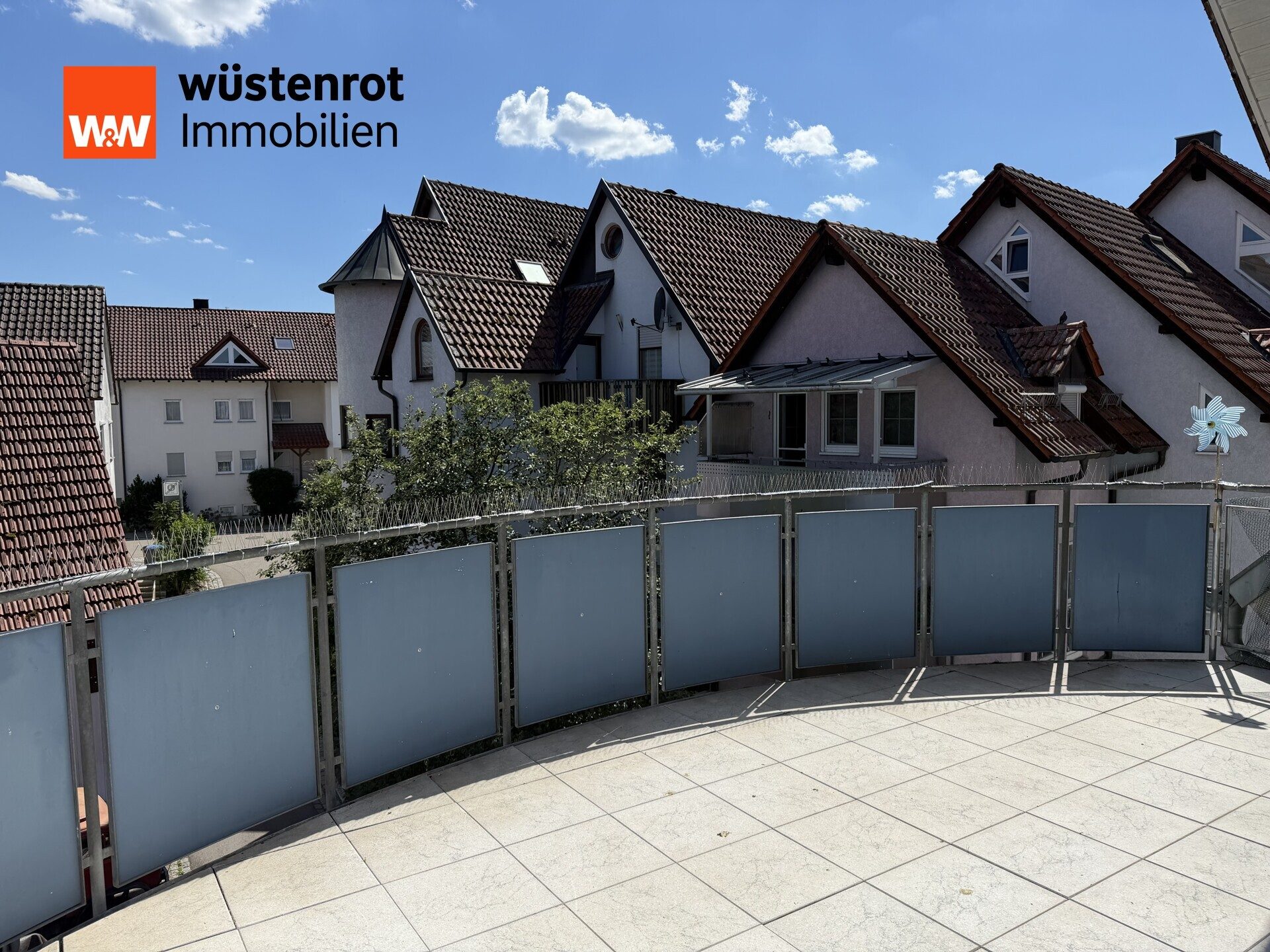 Immobilienangebot - Gaildorf - Alle - Großzügige Maisonettewohnung in zentraler und ruhiger Stadtlage mit 2 Tiefgaragenplätzen und einem Stellplatz im Freien
