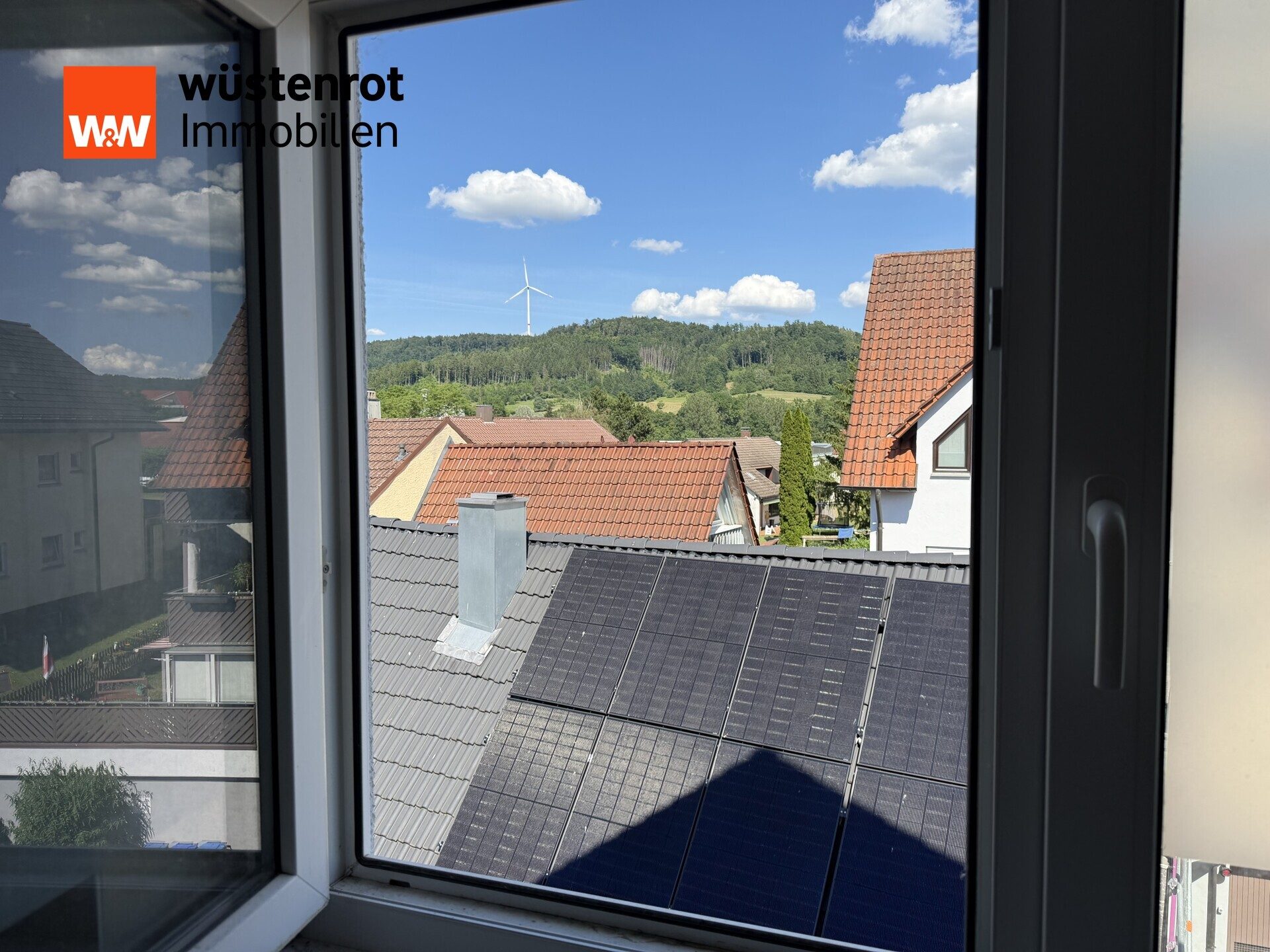 Immobilienangebot - Gaildorf - Alle - Großzügige Maisonettewohnung in zentraler und ruhiger Stadtlage mit 2 Tiefgaragenplätzen und einem Stellplatz im Freien