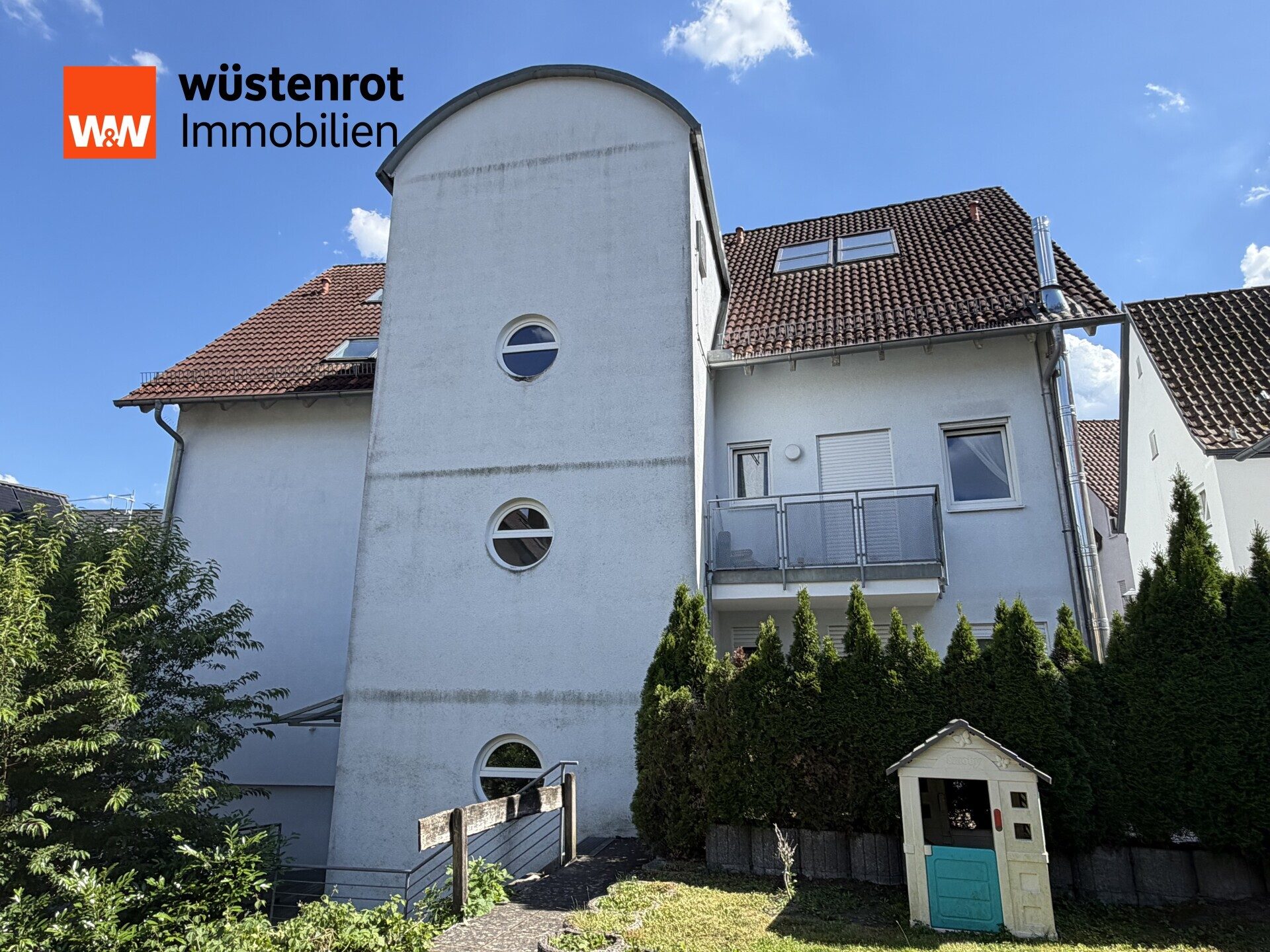 Immobilienangebot - Gaildorf - Alle - Großzügige Maisonettewohnung in zentraler und ruhiger Stadtlage mit 2 Tiefgaragenplätzen und einem Stellplatz im Freien