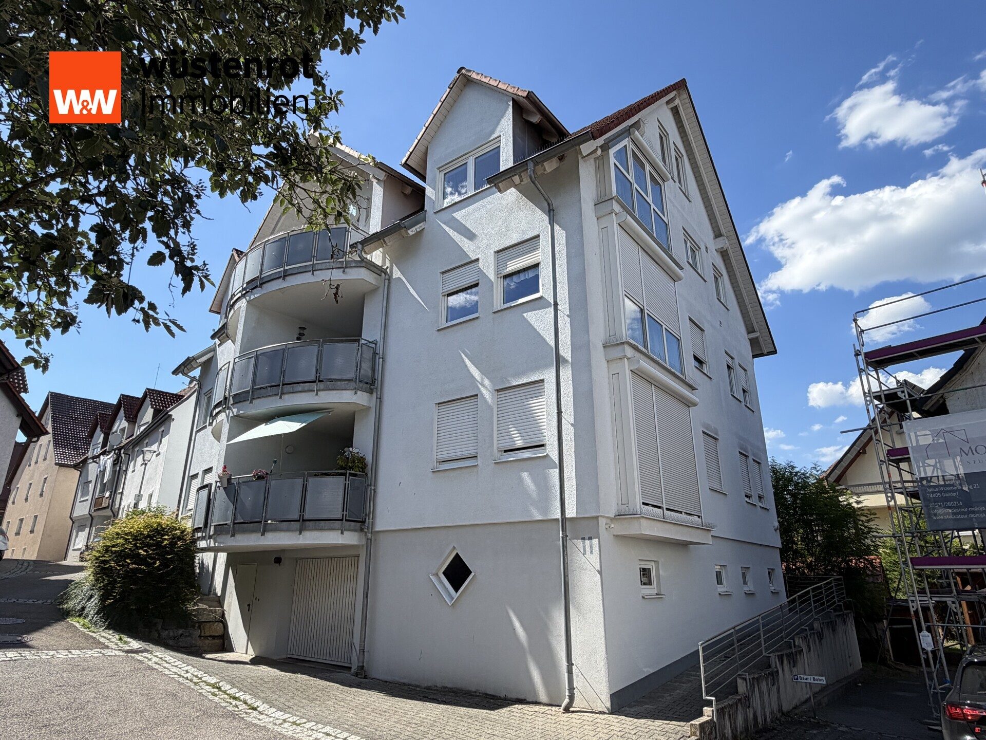 Immobilienangebot - Gaildorf - Alle - Großzügige Maisonettewohnung in zentraler und ruhiger Stadtlage mit 2 Tiefgaragenplätzen und einem Stellplatz im Freien