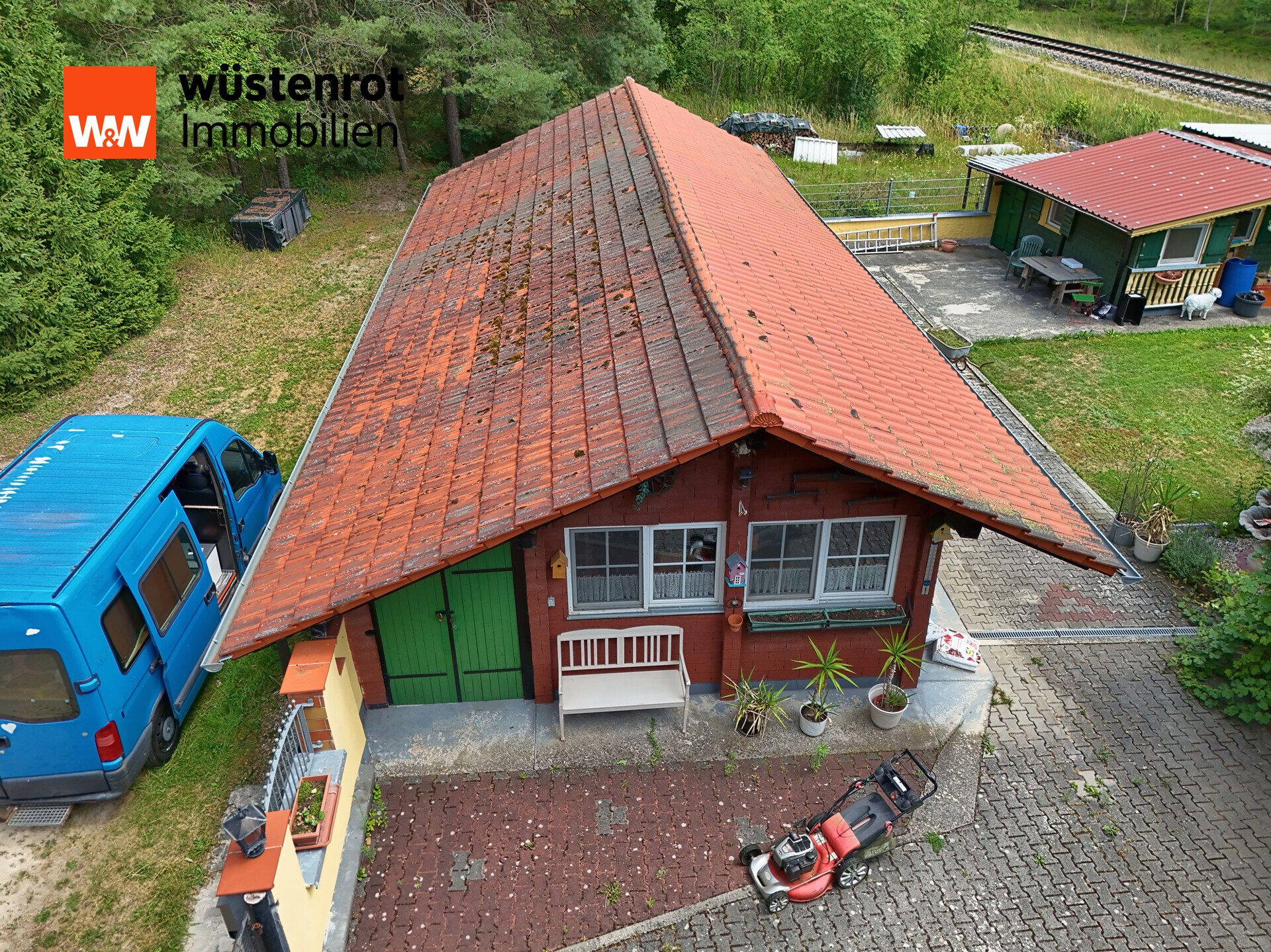 Immobilienangebot - Ebermannsdorf - Alle - Einfamilienhaus mit Garten und Nebengebäuden – ideal für Individualisten und Naturliebhaber