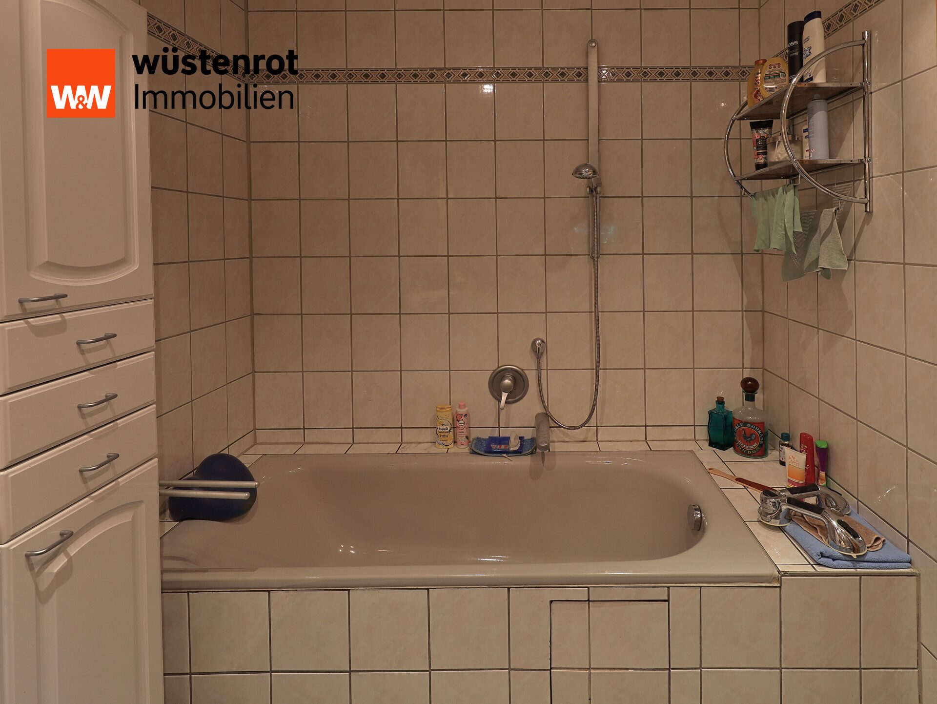 Immobilienangebot - Ebermannsdorf - Alle - Einfamilienhaus mit Garten und Nebengebäuden – ideal für Individualisten und Naturliebhaber