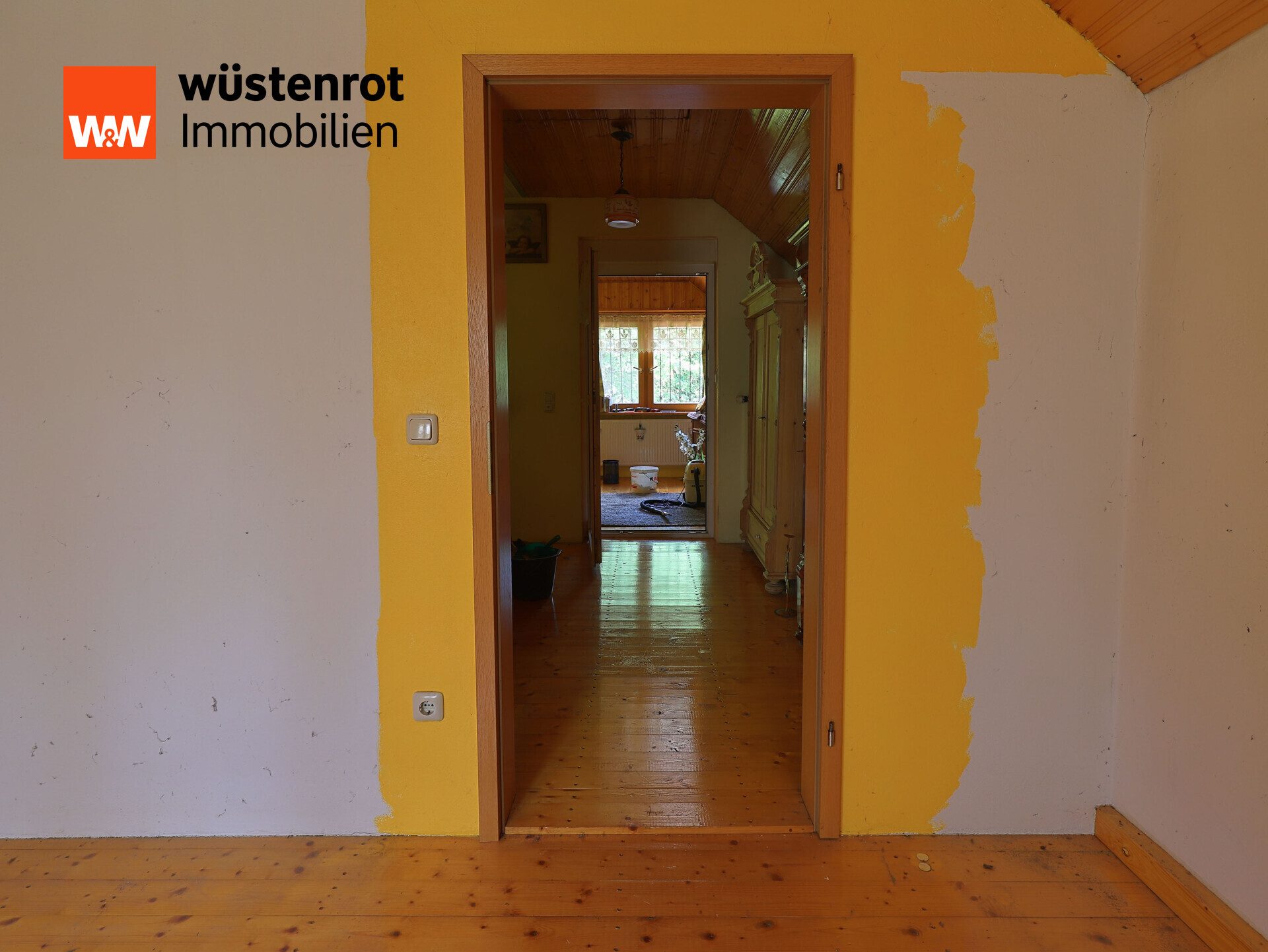 Immobilienangebot - Ebermannsdorf - Alle - Einfamilienhaus mit Garten und Nebengebäuden – ideal für Individualisten und Naturliebhaber