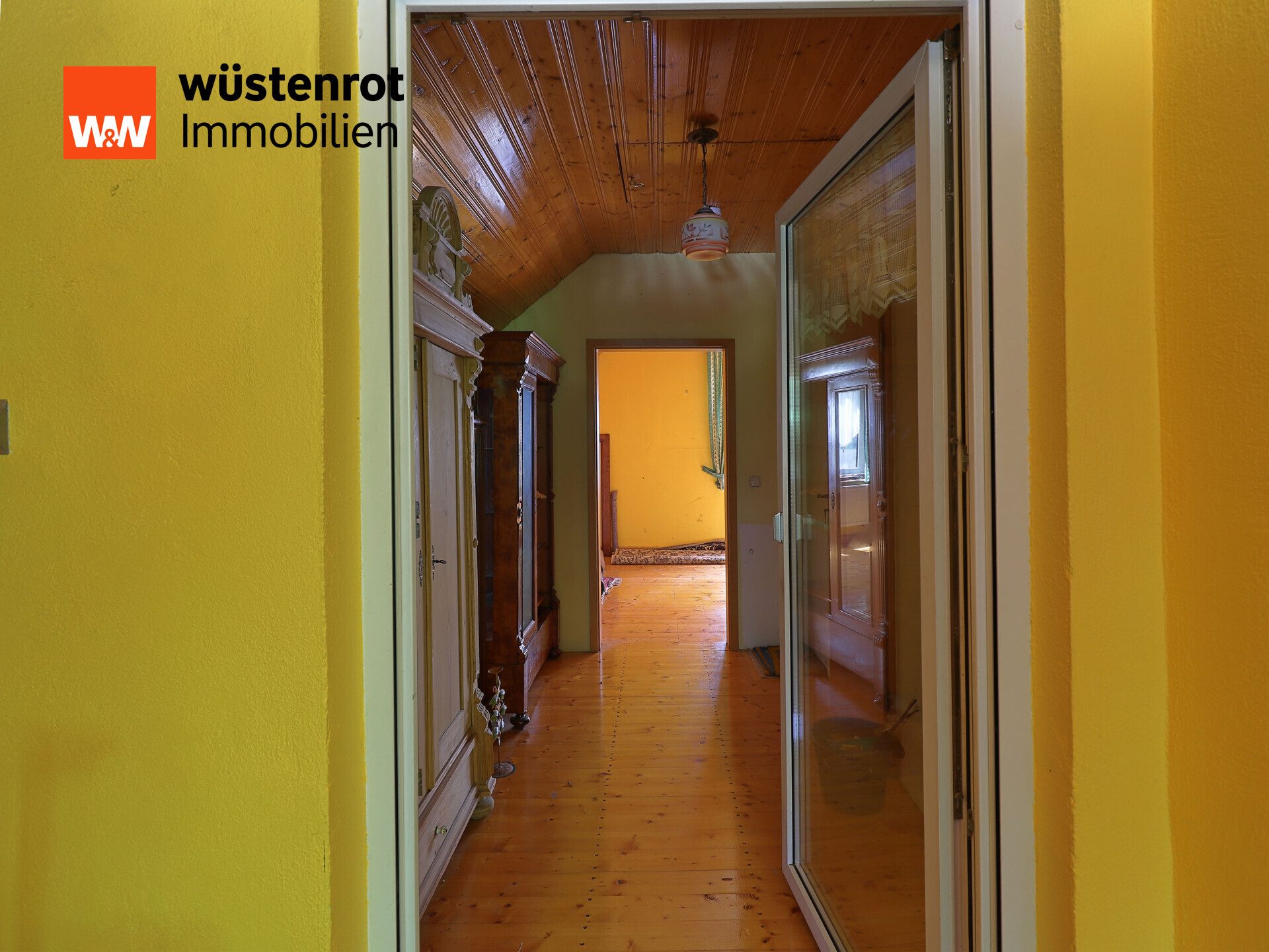 Immobilienangebot - Ebermannsdorf - Alle - Einfamilienhaus mit Garten und Nebengebäuden – ideal für Individualisten und Naturliebhaber