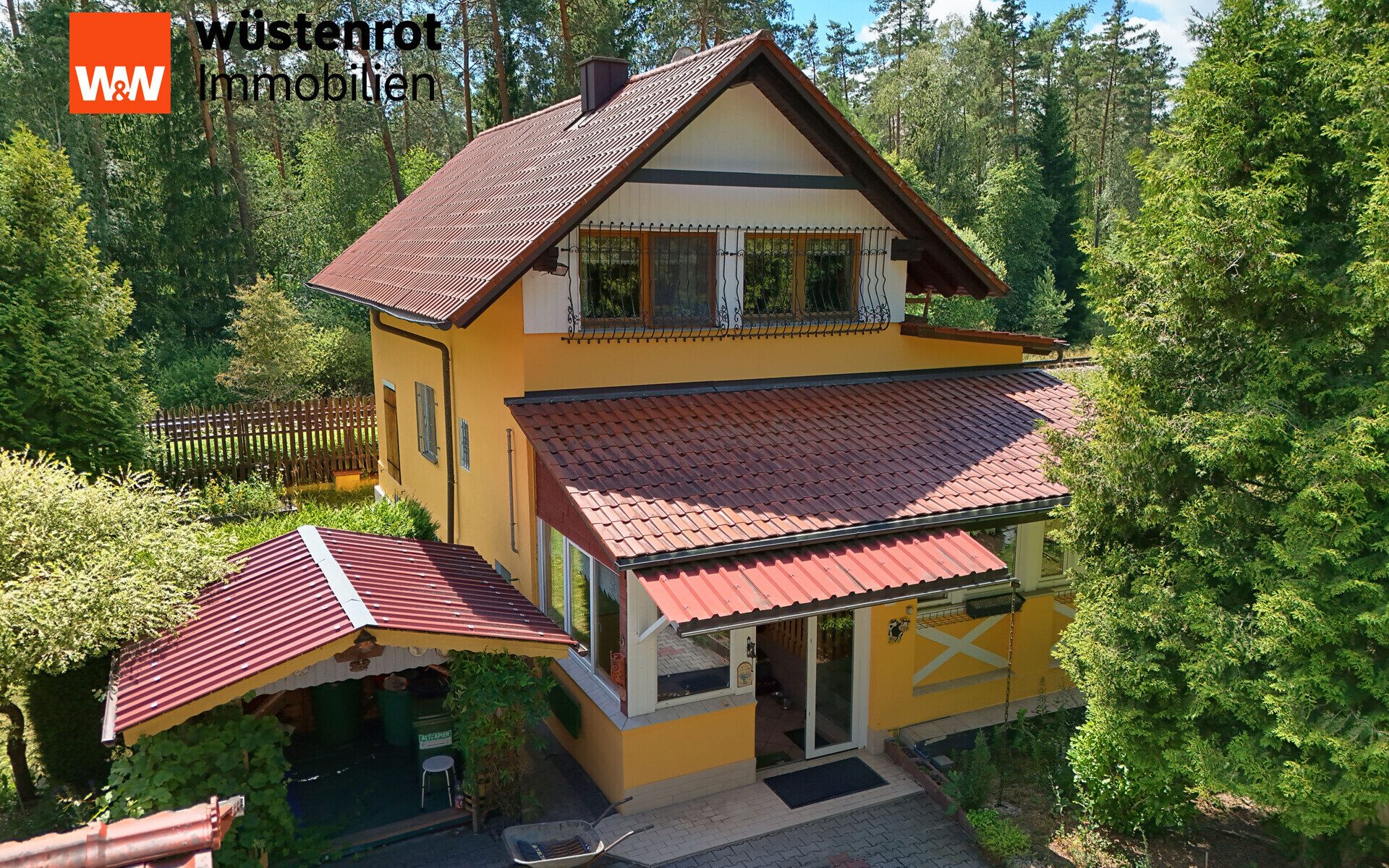 Immobilienangebot - Ebermannsdorf - Alle - Einfamilienhaus mit Garten und Nebengebäuden – ideal für Individualisten und Naturliebhaber