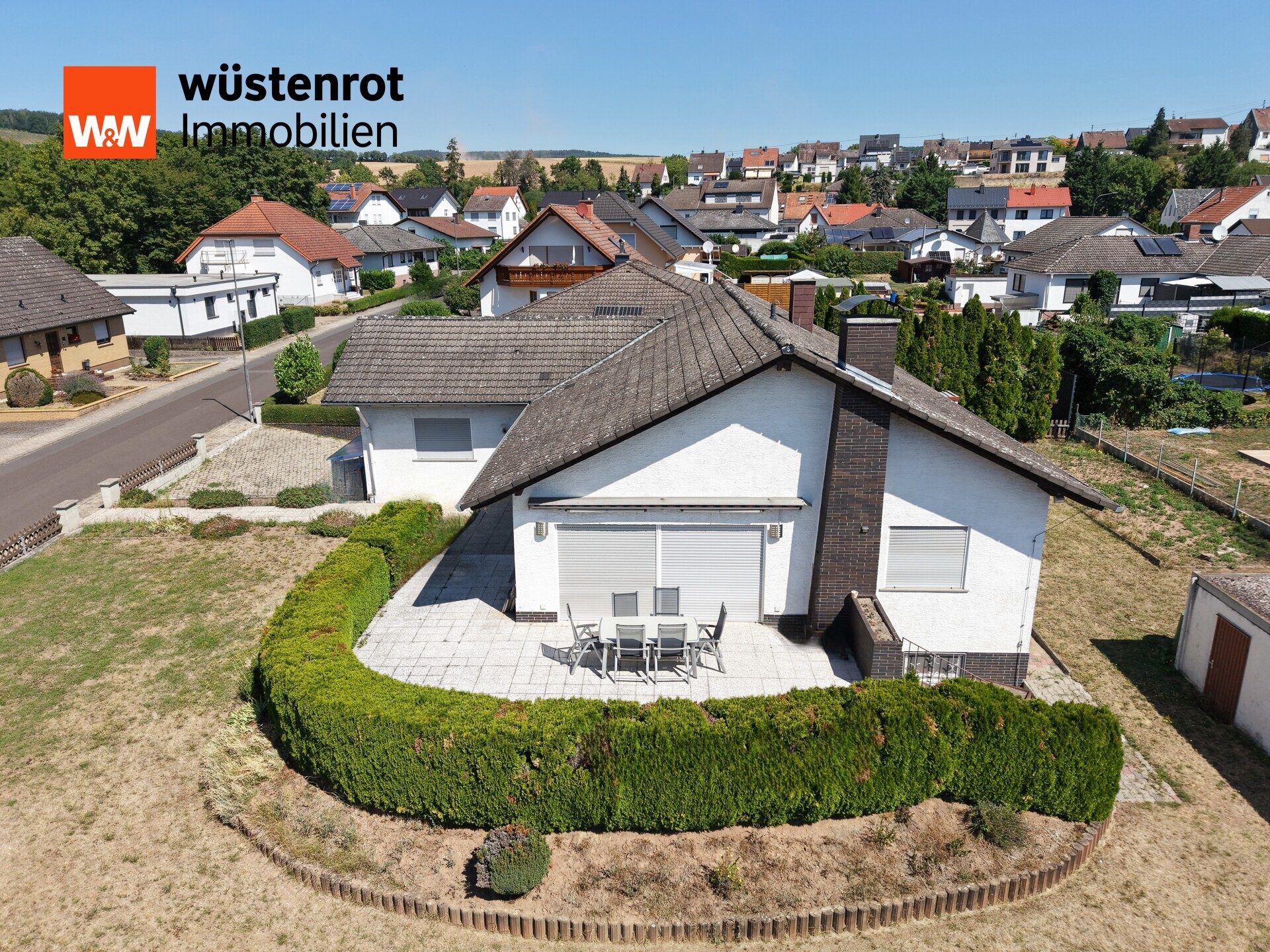 Immobilienangebot - Bad Sobernheim - Alle - Bunglow mit schöner Einliegerwohnung und 3 Garagen