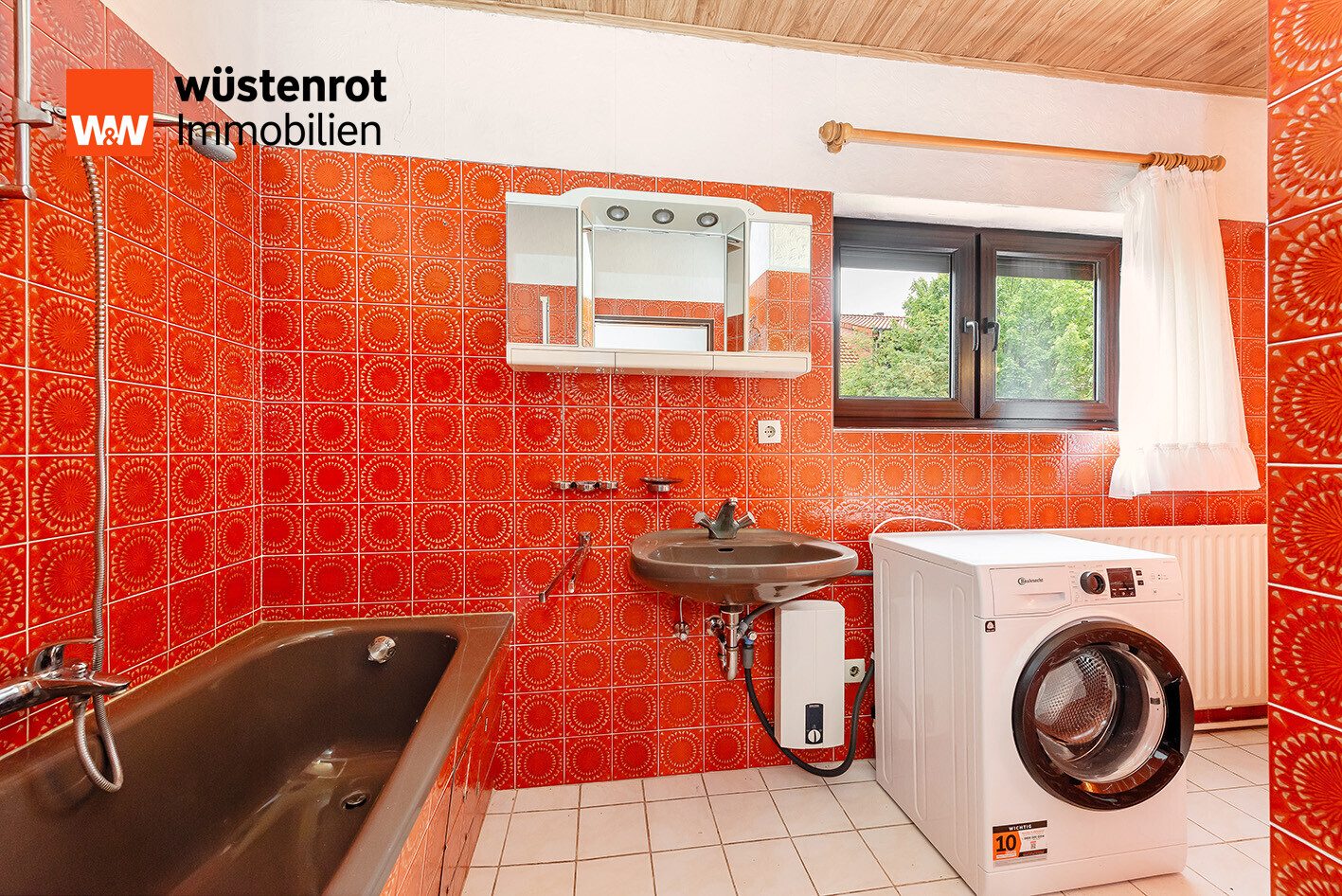 Immobilienangebot - Berlin / Marienfelde - Alle - Attraktive Doppelhaushälfte mit herrlichem Sonnengarten in gesuchter Wohnlage von Marienfelde