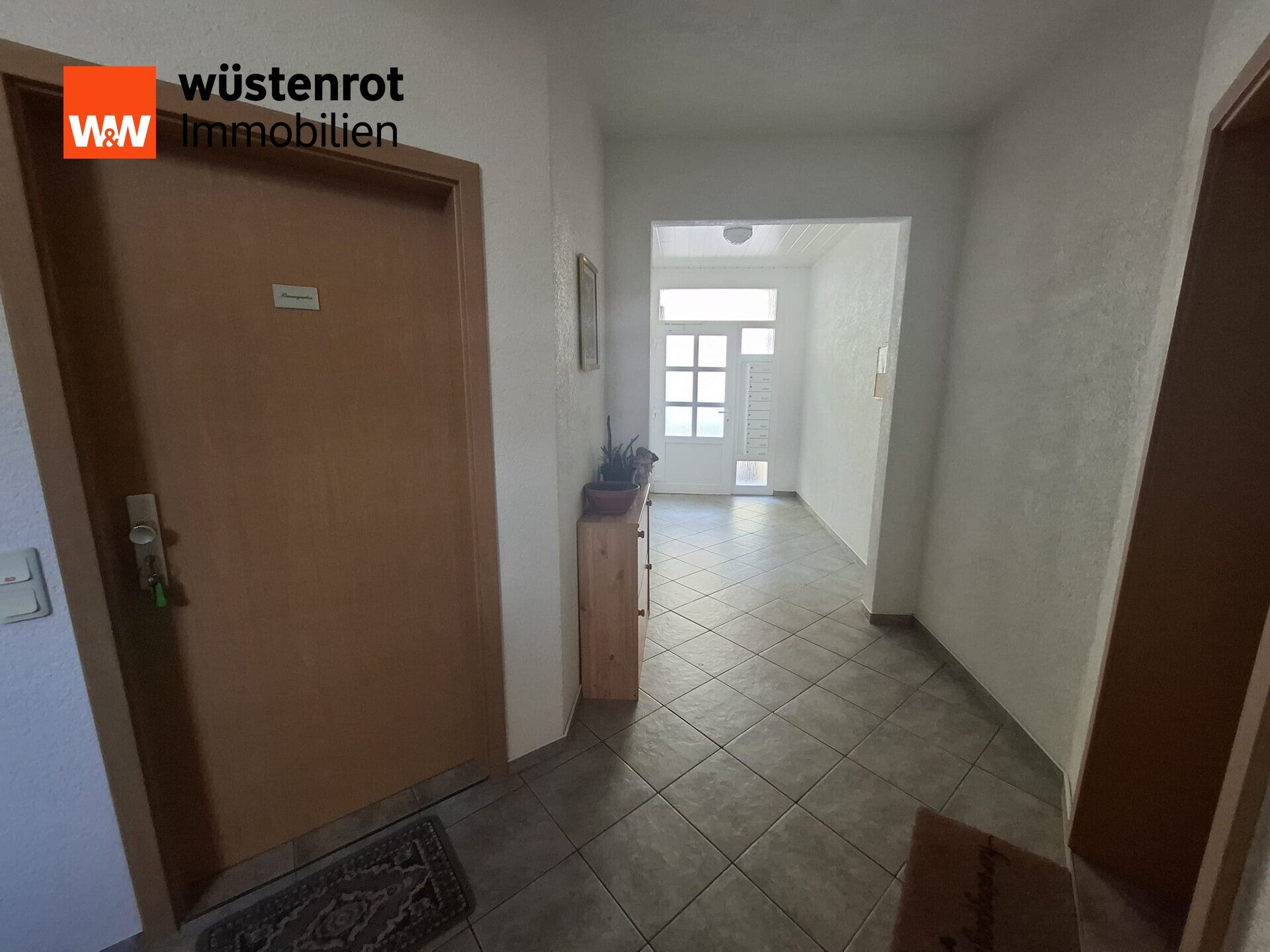 Immobilienangebot - Köthen - Alle - Umfassend modernisiertes Immobilienpaket mit 10 vermieteten Wohneinheiten und starker Rendite!