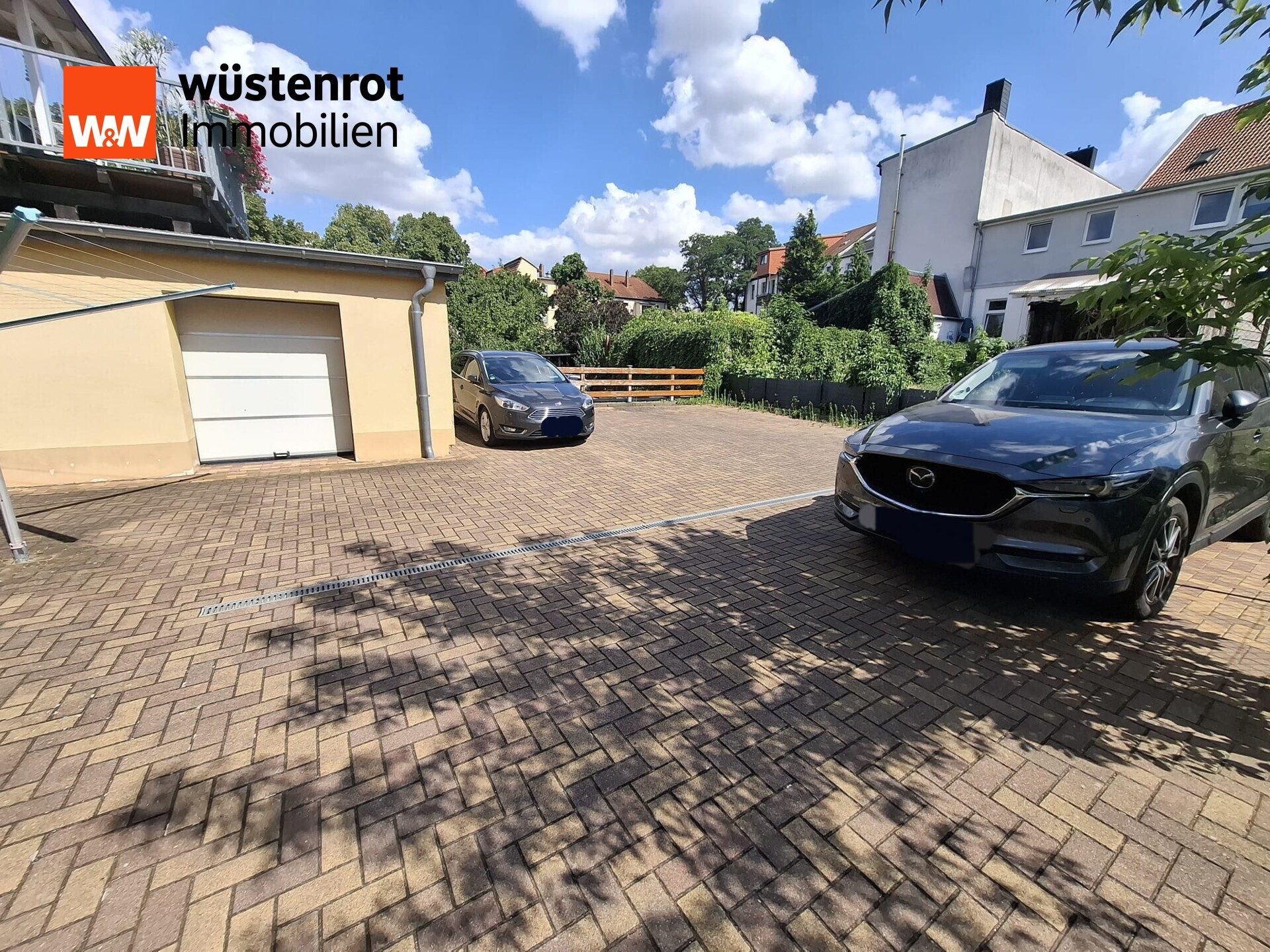 Immobilienangebot - Köthen - Alle - Umfassend modernisiertes Immobilienpaket mit 10 vermieteten Wohneinheiten und starker Rendite!