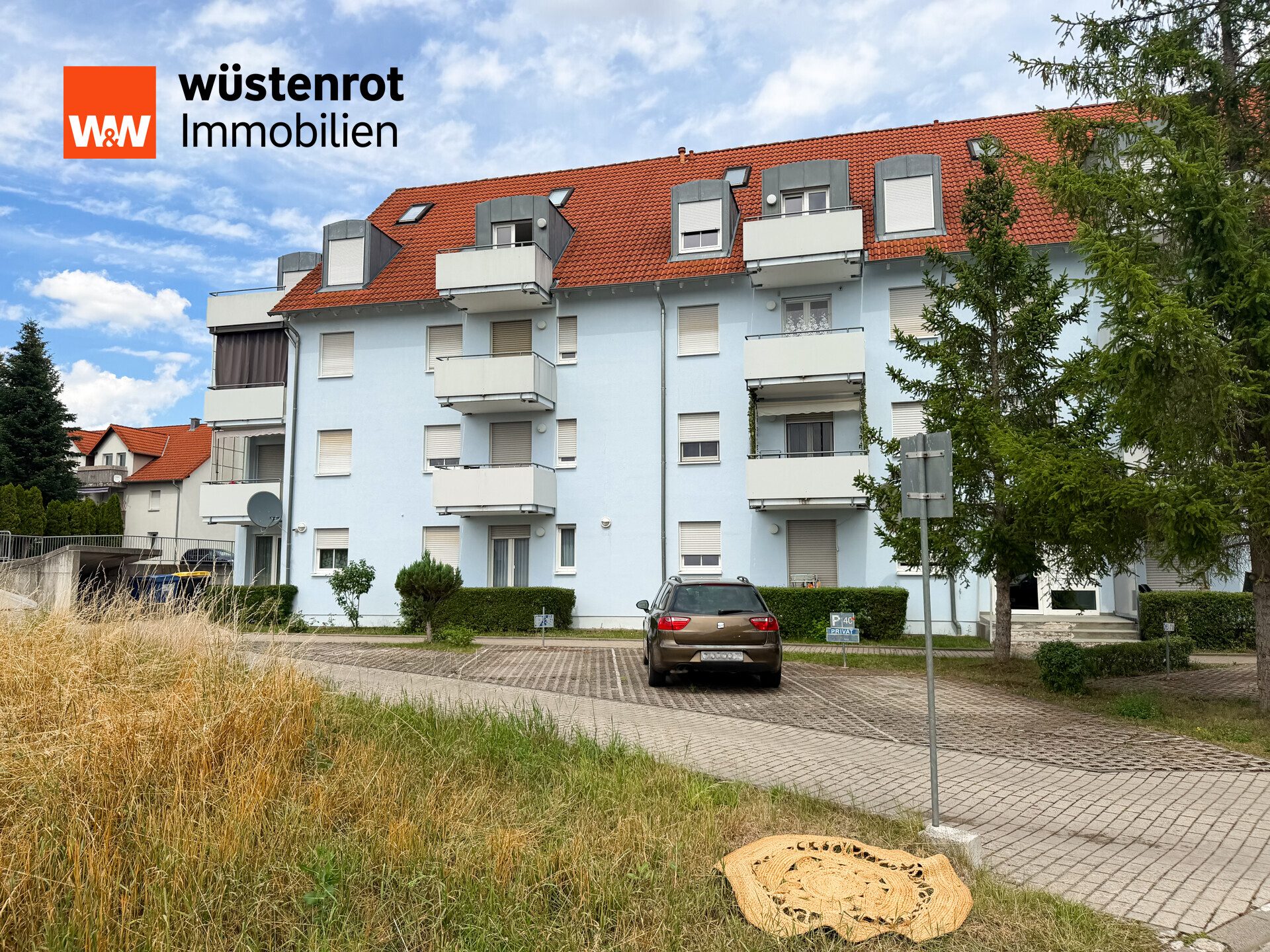 Immobilienangebot - Bad Neustadt an der Saale / Brendlorenzen - Alle - 3-Zimmer-Maisonette mit Galerie, Balkon und Stellplatz - vermietet, ideal für Kapitalanleger und Eigennutzer