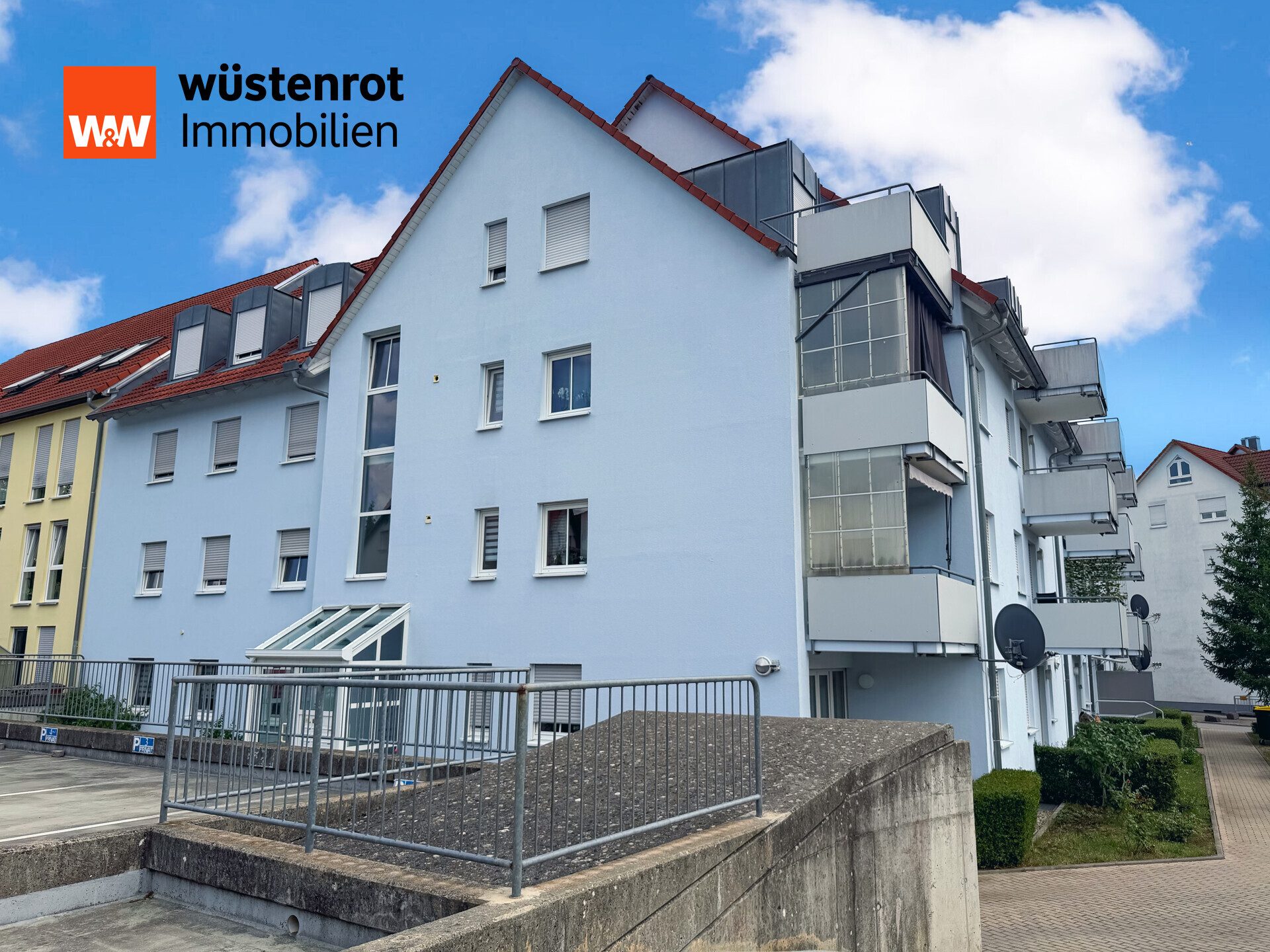 Objektasicht Immobilienangebot - Bad Neustadt an der Saale / Brendlorenzen - Alle - 3-Zimmer-Maisonette mit Galerie, Balkon und Stellplatz - vermietet, ideal für Kapitalanleger und Eigennutzer