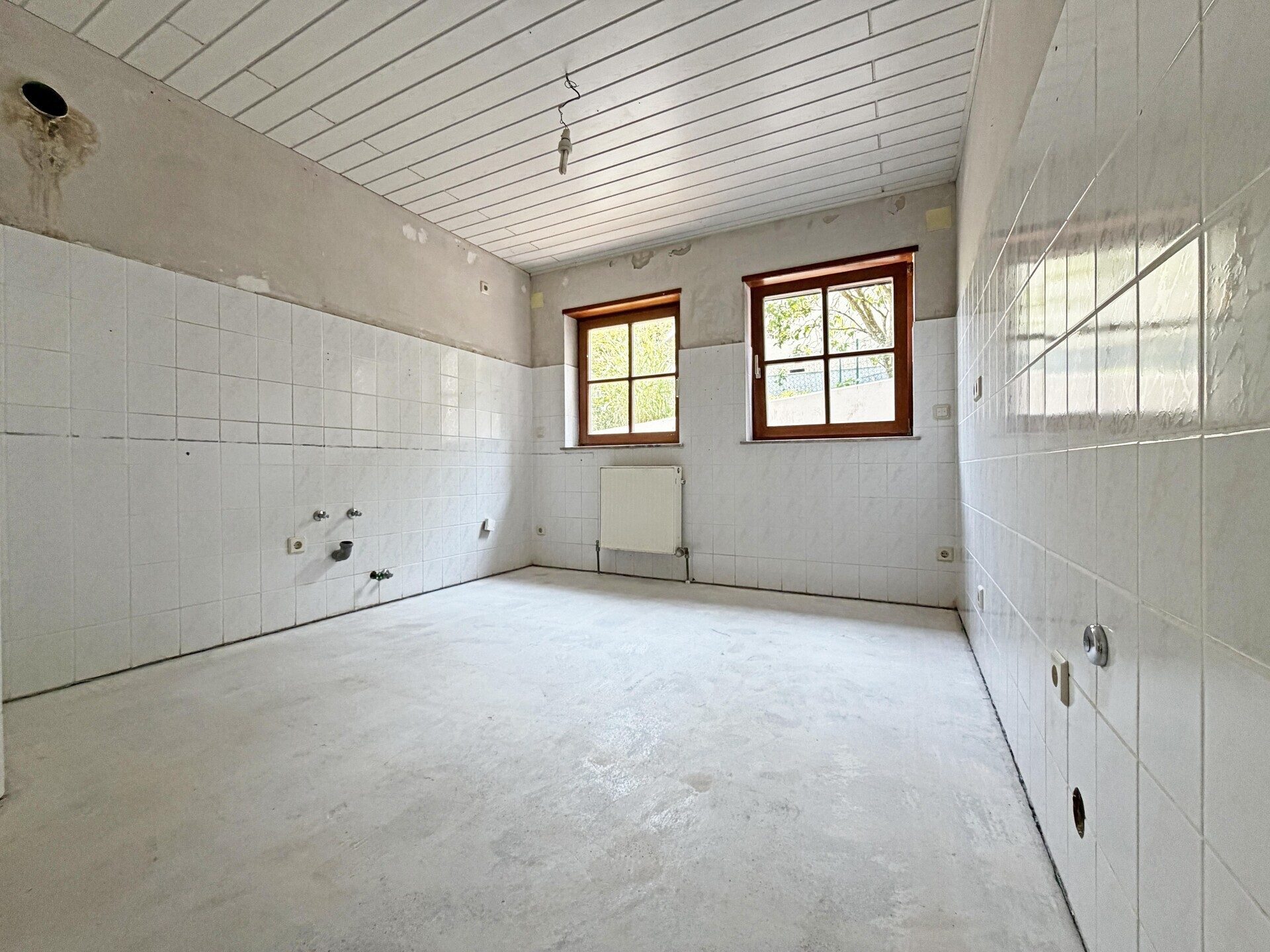Immobilienangebot - Gaienhofen / Horn - Alle - Höri-Liebe. Familien-Zuhause auf 361 m².
Besondere Ausstattung. Seeblick. Separate
Einliegerwohnung.